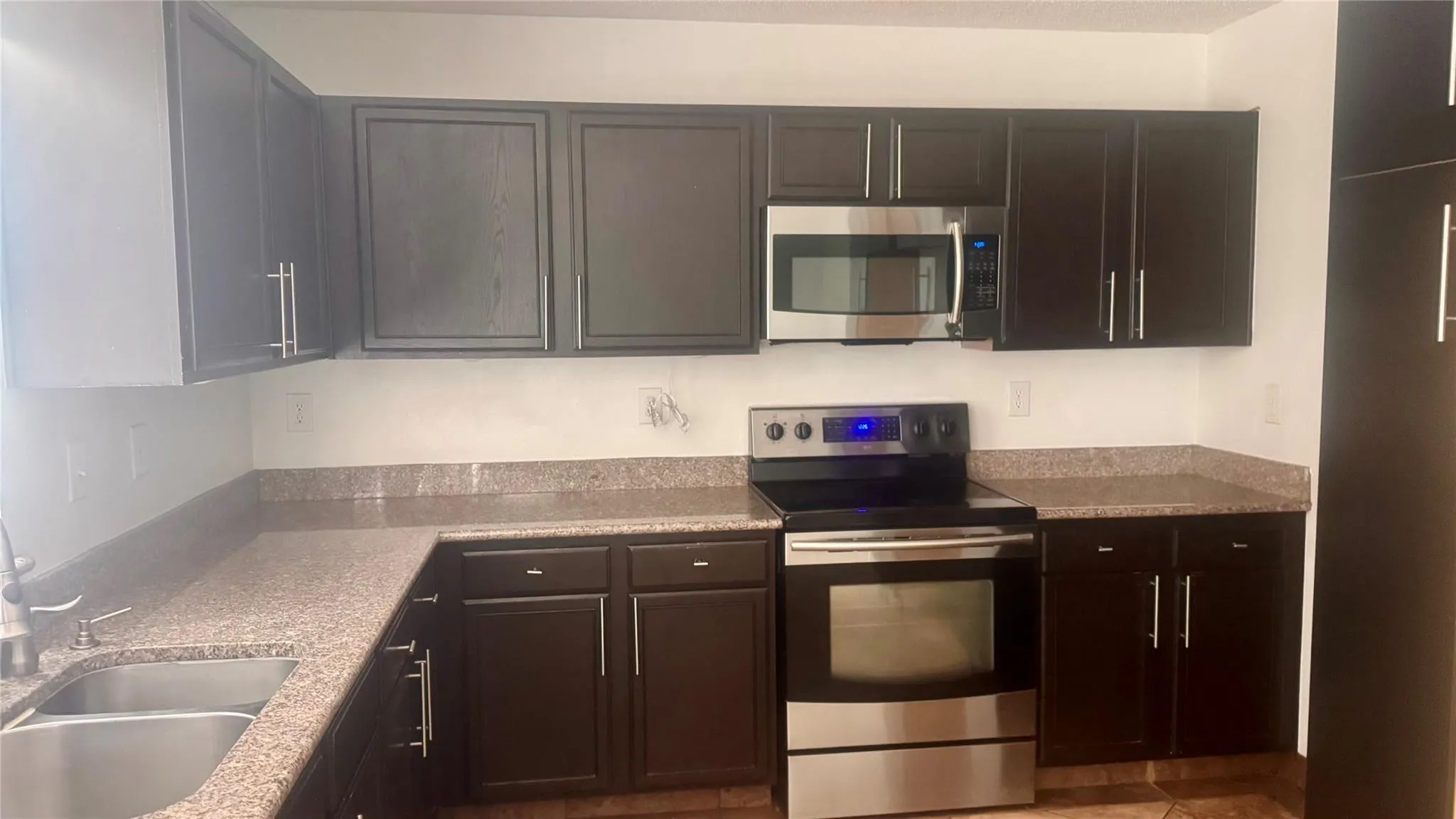 Single Family Residence For Rent in Collin County , 2601 Timberbrook Trail, Mc Kinney, Texas 75071, 3 Bedroom, 3 Bathroom, 2 Garage spaces, 2,307 Sqft, built in 2002, mls#21405756, Real Estate Agent in Mc Kinney, Homes For Rent in Collin county, Homes For Rent in Mc Kinney, Realtor in Mc Kinney Texas, Real Estate Brokerage Independent Realty Texas, Luminita Cordes Realtor