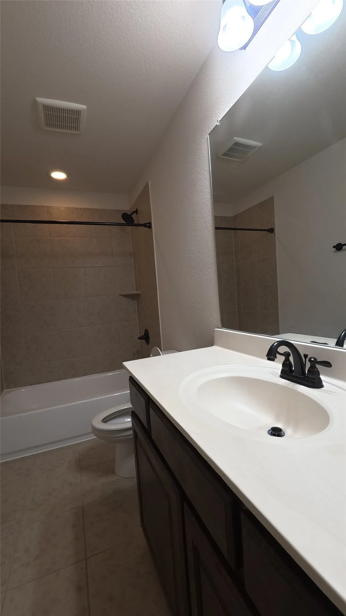 Single Family Residence For Rent in Denton County , 15652 Wild Cherry Lane, Fort Worth, Texas 76262, 4 Bedroom, 3 Bathroom, 2 Garage spaces, 2,943 Sqft, built in 2019, mls#21405592, Real Estate Agent in Fort Worth, Homes For Rent in Denton county, Homes For Rent in Fort Worth, Realtor in Fort Worth Texas, Real Estate Brokerage Independent Realty Texas, Luminita Cordes Realtor