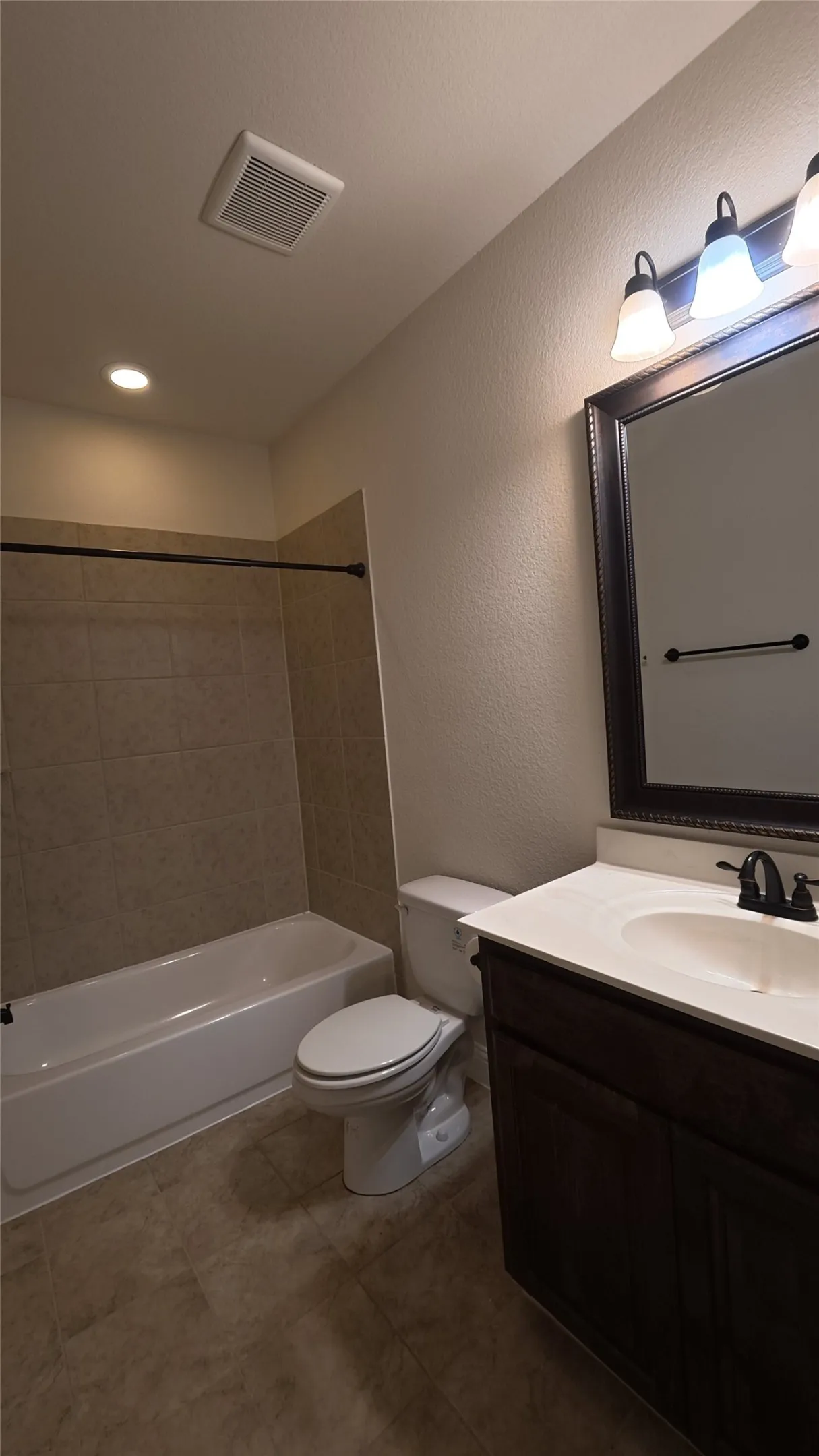 Single Family Residence For Rent in Denton County , 15652 Wild Cherry Lane, Fort Worth, Texas 76262, 4 Bedroom, 3 Bathroom, 2 Garage spaces, 2,943 Sqft, built in 2019, mls#21405592, Real Estate Agent in Fort Worth, Homes For Rent in Denton county, Homes For Rent in Fort Worth, Realtor in Fort Worth Texas, Real Estate Brokerage Independent Realty Texas, Luminita Cordes Realtor