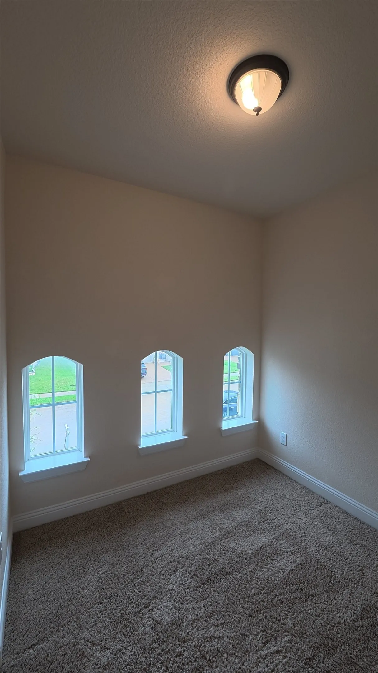 Single Family Residence For Rent in Denton County , 15652 Wild Cherry Lane, Fort Worth, Texas 76262, 4 Bedroom, 3 Bathroom, 2 Garage spaces, 2,943 Sqft, built in 2019, mls#21405592, Real Estate Agent in Fort Worth, Homes For Rent in Denton county, Homes For Rent in Fort Worth, Realtor in Fort Worth Texas, Real Estate Brokerage Independent Realty Texas, Luminita Cordes Realtor