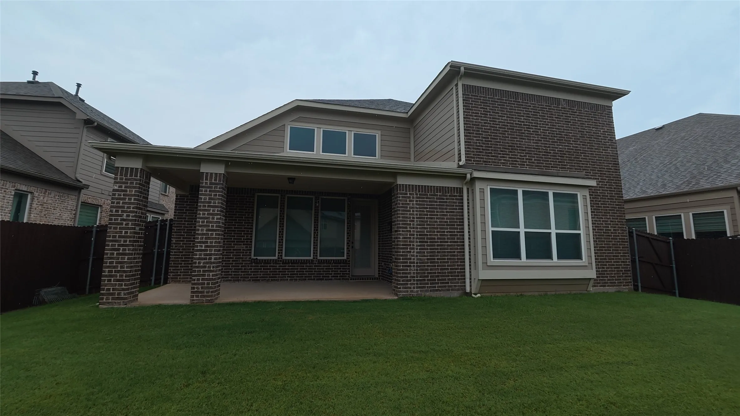 Single Family Residence For Rent in Denton County , 15652 Wild Cherry Lane, Fort Worth, Texas 76262, 4 Bedroom, 3 Bathroom, 2 Garage spaces, 2,943 Sqft, built in 2019, mls#21405592, Real Estate Agent in Fort Worth, Homes For Rent in Denton county, Homes For Rent in Fort Worth, Realtor in Fort Worth Texas, Real Estate Brokerage Independent Realty Texas, Luminita Cordes Realtor