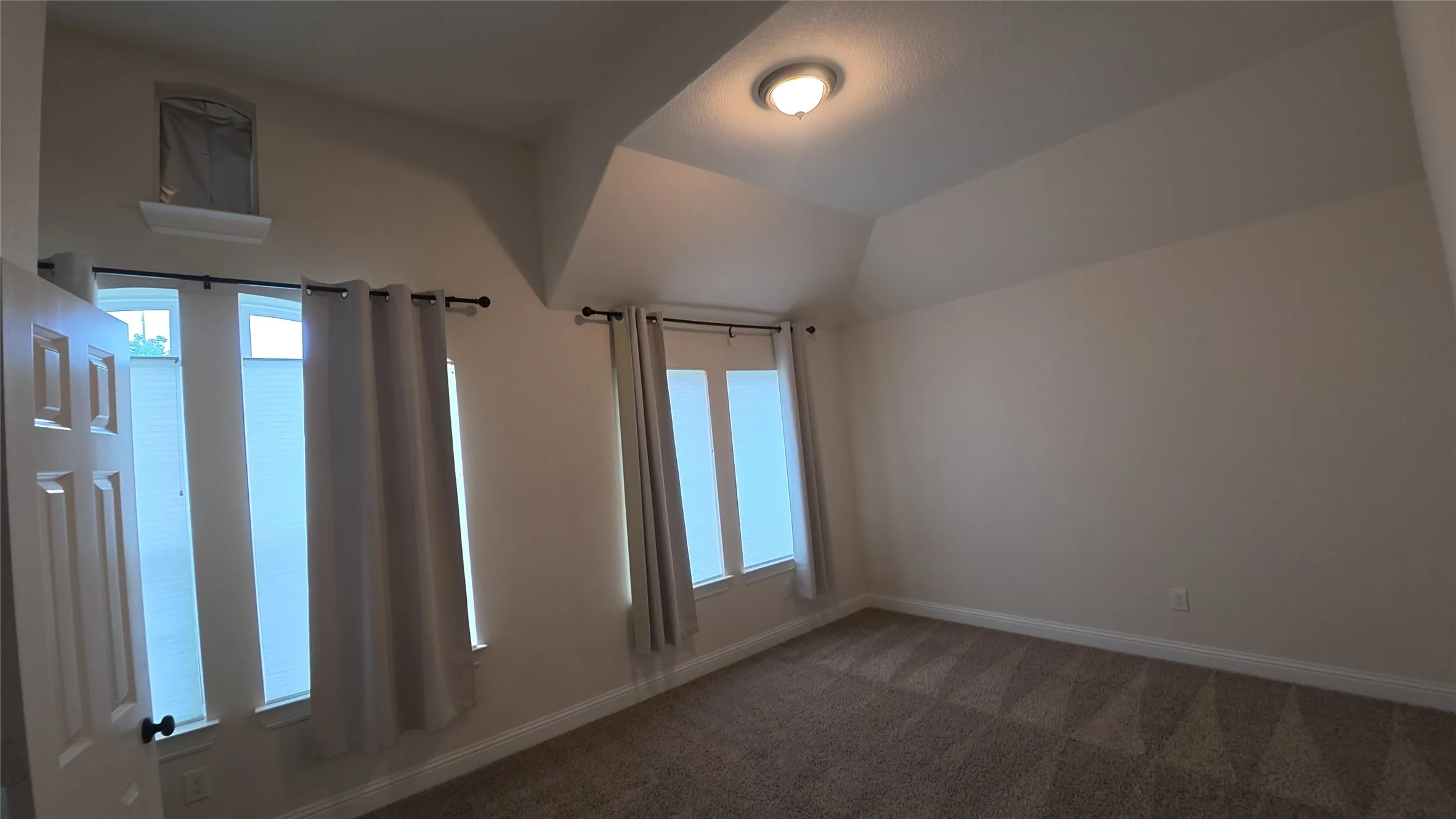 Single Family Residence For Rent in Denton County , 15652 Wild Cherry Lane, Fort Worth, Texas 76262, 4 Bedroom, 3 Bathroom, 2 Garage spaces, 2,943 Sqft, built in 2019, mls#21405592, Real Estate Agent in Fort Worth, Homes For Rent in Denton county, Homes For Rent in Fort Worth, Realtor in Fort Worth Texas, Real Estate Brokerage Independent Realty Texas, Luminita Cordes Realtor