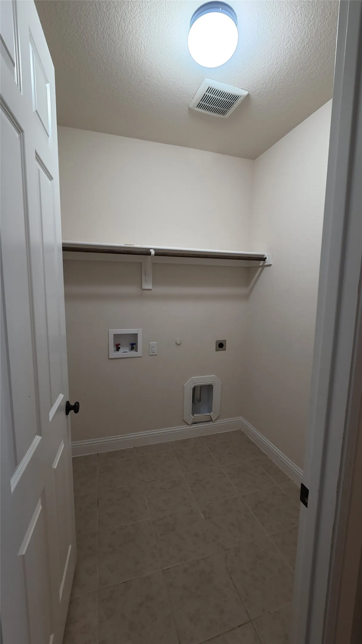 Single Family Residence For Rent in Denton County , 15652 Wild Cherry Lane, Fort Worth, Texas 76262, 4 Bedroom, 3 Bathroom, 2 Garage spaces, 2,943 Sqft, built in 2019, mls#21405592, Real Estate Agent in Fort Worth, Homes For Rent in Denton county, Homes For Rent in Fort Worth, Realtor in Fort Worth Texas, Real Estate Brokerage Independent Realty Texas, Luminita Cordes Realtor