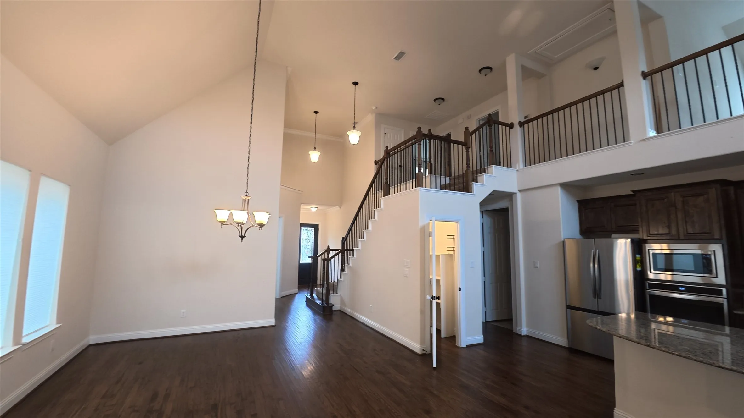 Single Family Residence For Rent in Denton County , 15652 Wild Cherry Lane, Fort Worth, Texas 76262, 4 Bedroom, 3 Bathroom, 2 Garage spaces, 2,943 Sqft, built in 2019, mls#21405592, Real Estate Agent in Fort Worth, Homes For Rent in Denton county, Homes For Rent in Fort Worth, Realtor in Fort Worth Texas, Real Estate Brokerage Independent Realty Texas, Luminita Cordes Realtor