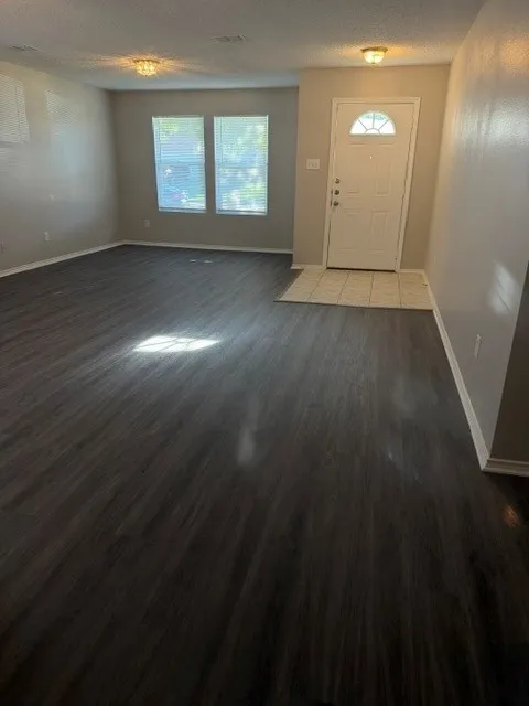 Single Family Residence For Rent in Dallas County , 4212 Boxwood Drive, Balch Springs, Texas 75180, 4 Bedroom, 2 Bathroom, 2 Garage spaces, 2,248 Sqft, built in 2002, mls#21402561, Real Estate Agent in Balch Springs, Homes For Rent in Dallas county, Homes For Rent in Balch Springs, Realtor in Balch Springs Texas, Real Estate Brokerage Independent Realty Texas, Luminita Cordes Realtor