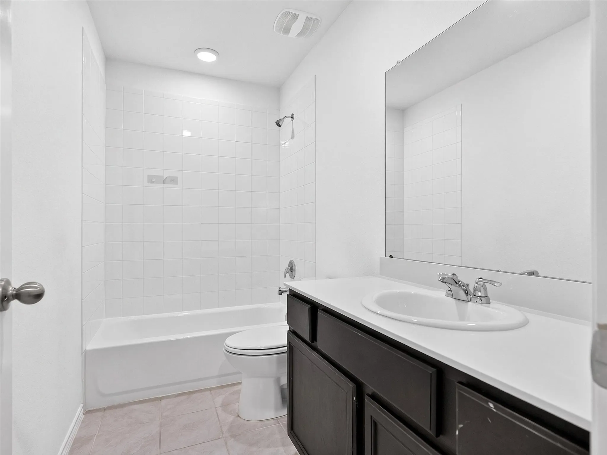 Single Family Residence For Rent in Collin County , 1111 Meadow Side Drive, Princeton, Texas 75407, 4 Bedroom, 2 Bathroom, 2 Garage spaces, 1,567 Sqft, built in 2018, mls#21405764, Real Estate Agent in Princeton, Homes For Rent in Collin county, Homes For Rent in Princeton, Realtor in Princeton Texas, Real Estate Brokerage Independent Realty Texas, Luminita Cordes Realtor