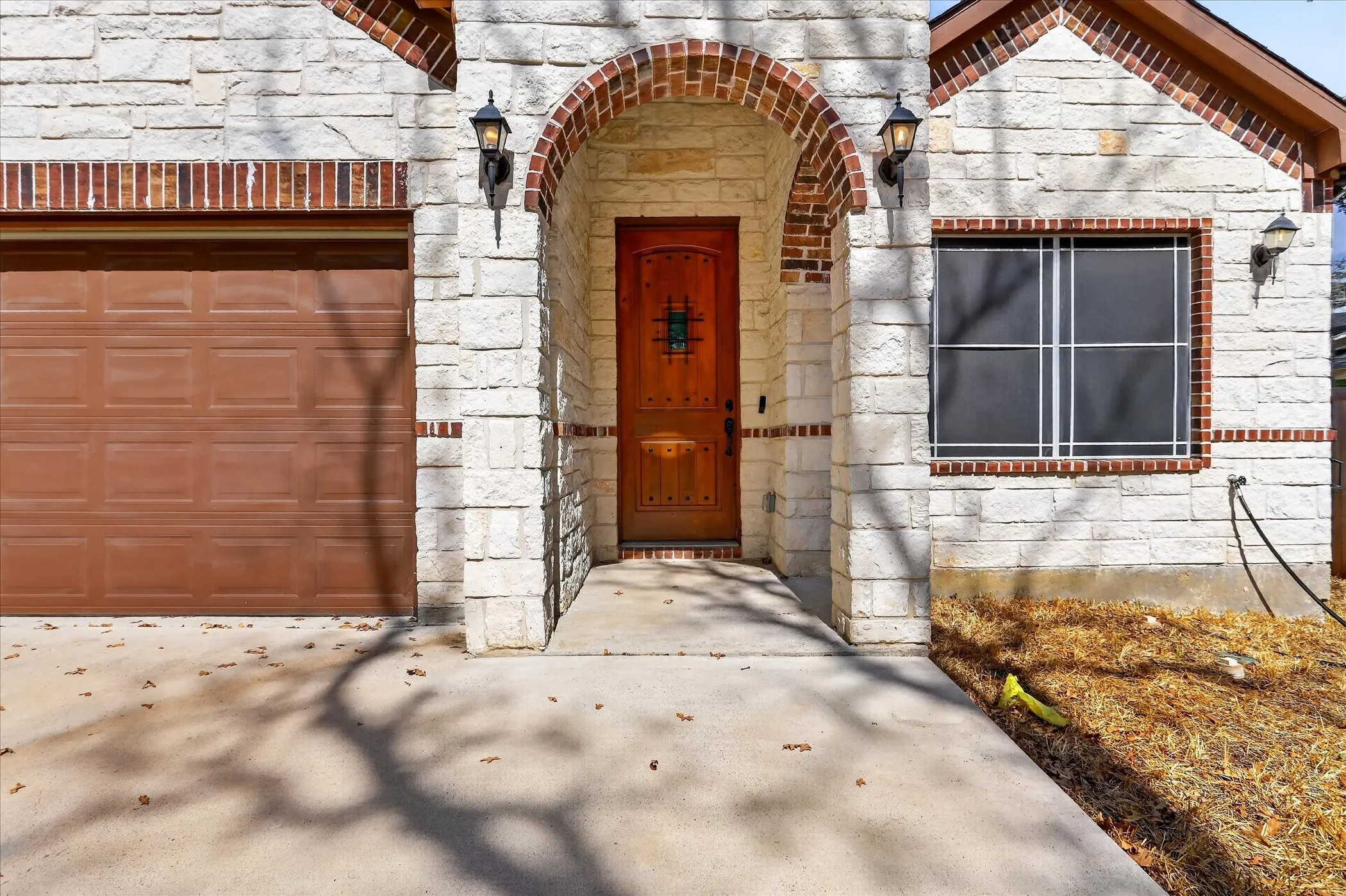 Single Family Residence For Sale in Dallas County , 2505 Edd Road, Dallas, Texas 75253, 4 Bedroom, 3 Bathroom, 2 Garage spaces, 1,866 Sqft, built in 2021, mls#21405765, Real Estate Agent in Dallas, Homes For Sale in Dallas county, Homes For Sale in Dallas, Realtor in Dallas Texas, Real Estate Brokerage Independent Realty Texas, Luminita Cordes Realtor