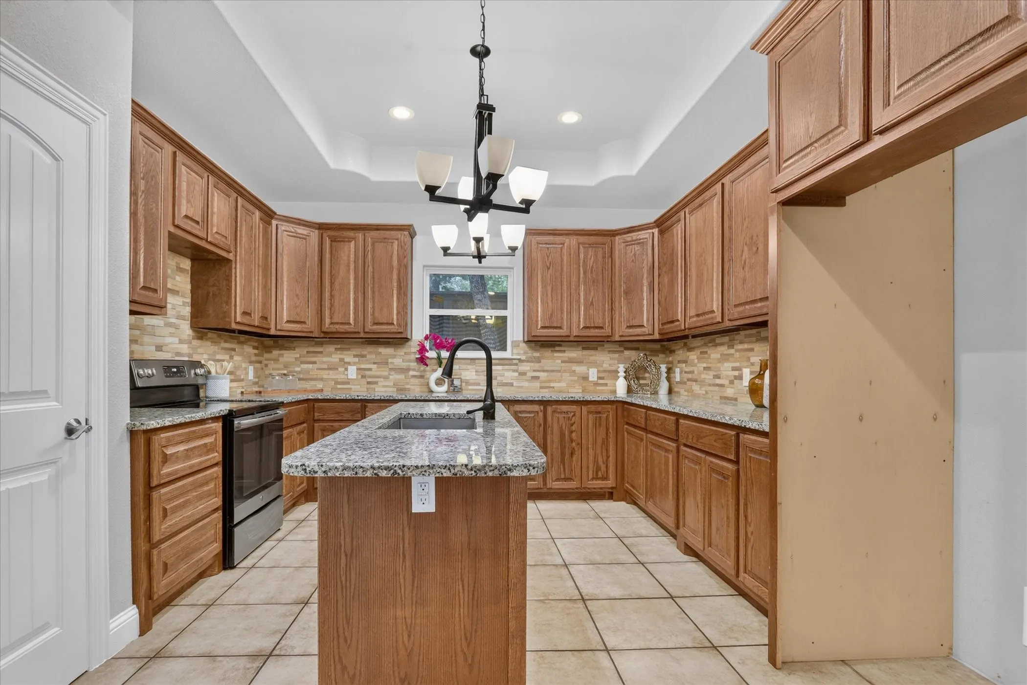 Single Family Residence For Sale in Dallas County , 2505 Edd Road, Dallas, Texas 75253, 4 Bedroom, 3 Bathroom, 2 Garage spaces, 1,866 Sqft, built in 2021, mls#21405765, Real Estate Agent in Dallas, Homes For Sale in Dallas county, Homes For Sale in Dallas, Realtor in Dallas Texas, Real Estate Brokerage Independent Realty Texas, Luminita Cordes Realtor
