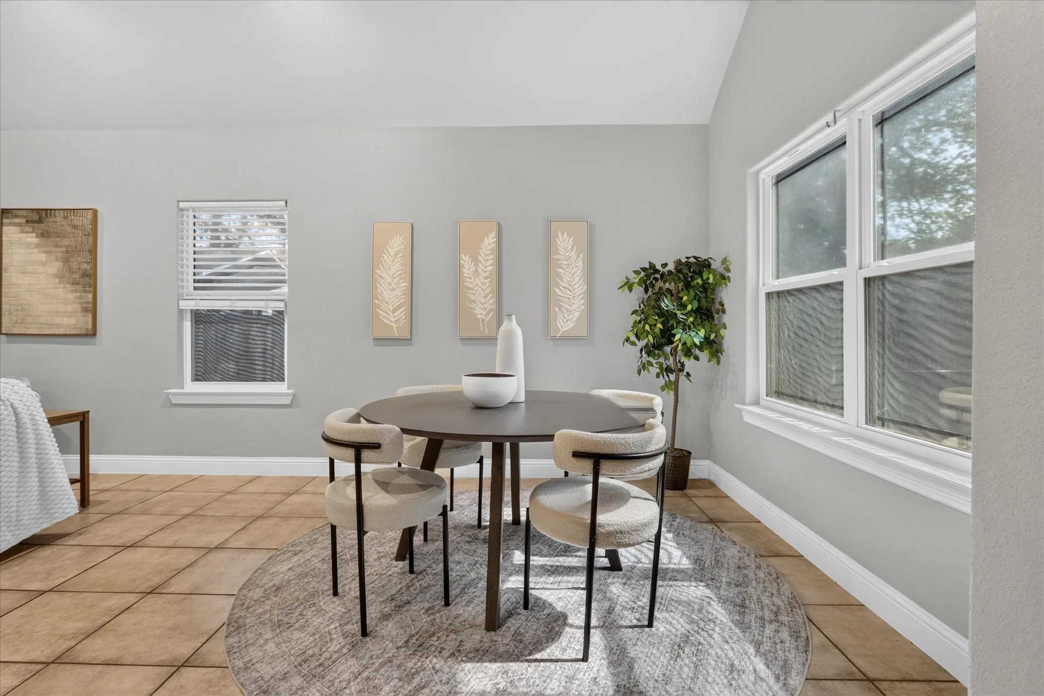 Single Family Residence For Sale in Dallas County , 2505 Edd Road, Dallas, Texas 75253, 4 Bedroom, 3 Bathroom, 2 Garage spaces, 1,866 Sqft, built in 2021, mls#21405765, Real Estate Agent in Dallas, Homes For Sale in Dallas county, Homes For Sale in Dallas, Realtor in Dallas Texas, Real Estate Brokerage Independent Realty Texas, Luminita Cordes Realtor