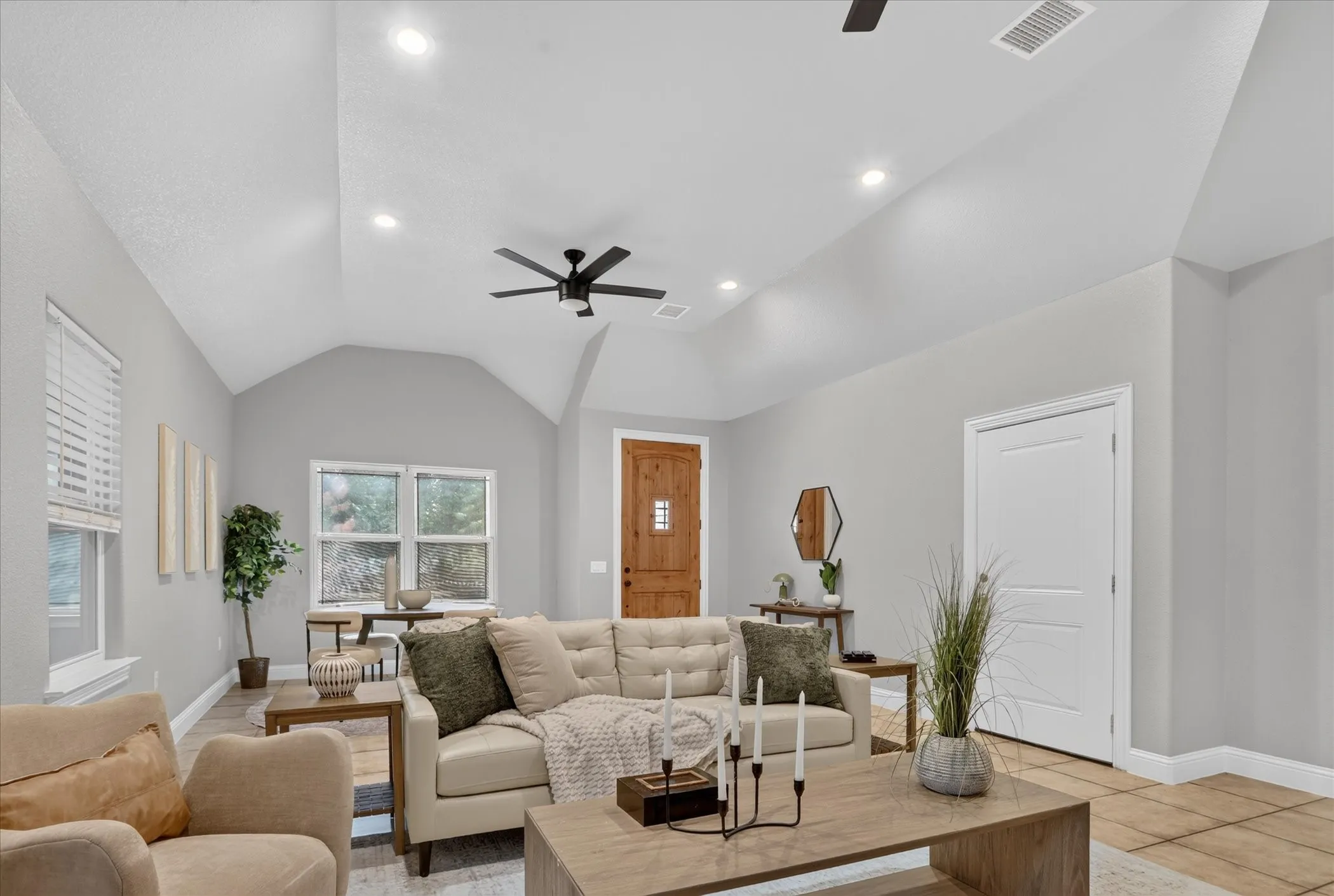 Single Family Residence For Sale in Dallas County , 2505 Edd Road, Dallas, Texas 75253, 4 Bedroom, 3 Bathroom, 2 Garage spaces, 1,866 Sqft, built in 2021, mls#21405765, Real Estate Agent in Dallas, Homes For Sale in Dallas county, Homes For Sale in Dallas, Realtor in Dallas Texas, Real Estate Brokerage Independent Realty Texas, Luminita Cordes Realtor