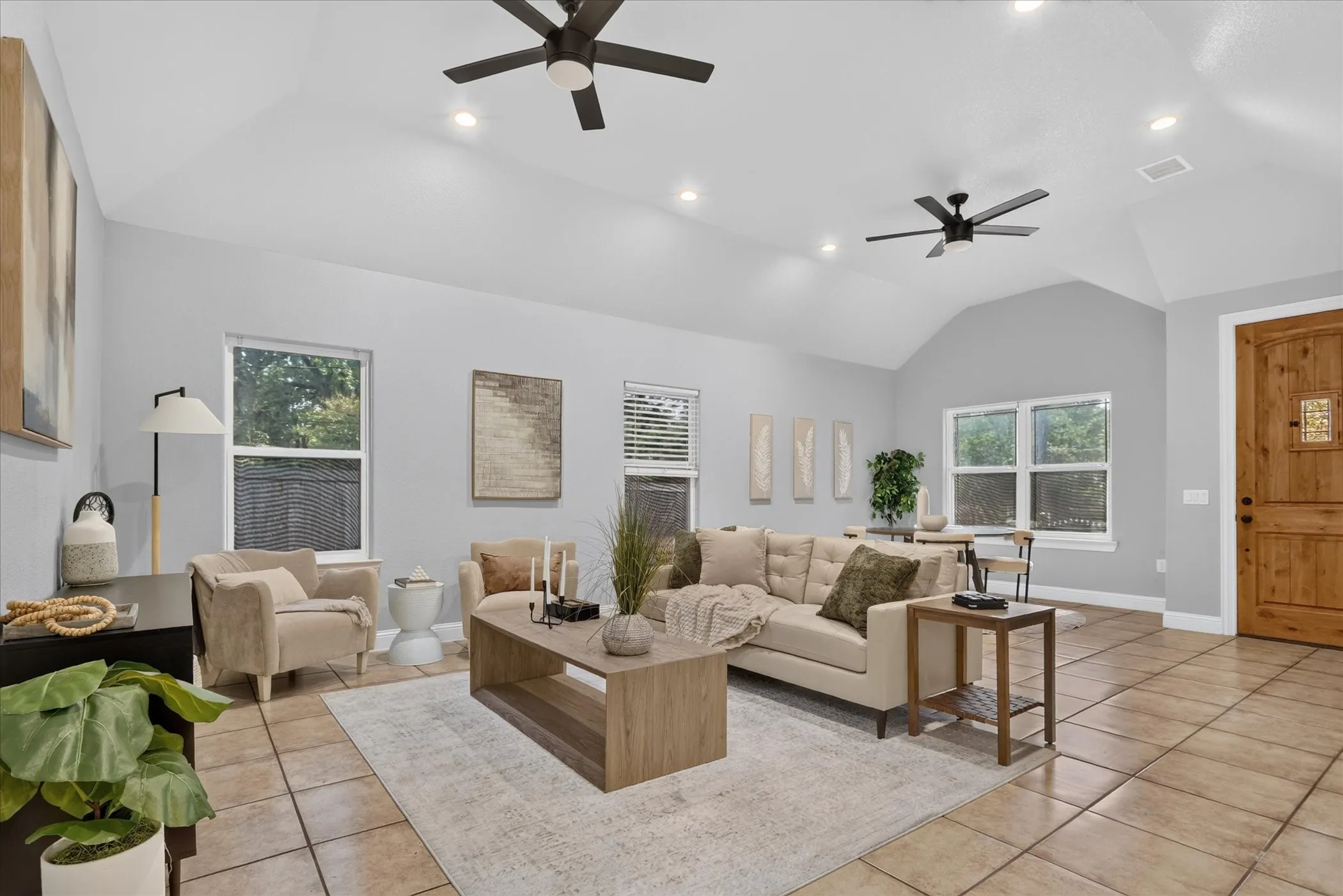Single Family Residence For Sale in Dallas County , 2505 Edd Road, Dallas, Texas 75253, 4 Bedroom, 3 Bathroom, 2 Garage spaces, 1,866 Sqft, built in 2021, mls#21405765, Real Estate Agent in Dallas, Homes For Sale in Dallas county, Homes For Sale in Dallas, Realtor in Dallas Texas, Real Estate Brokerage Independent Realty Texas, Luminita Cordes Realtor