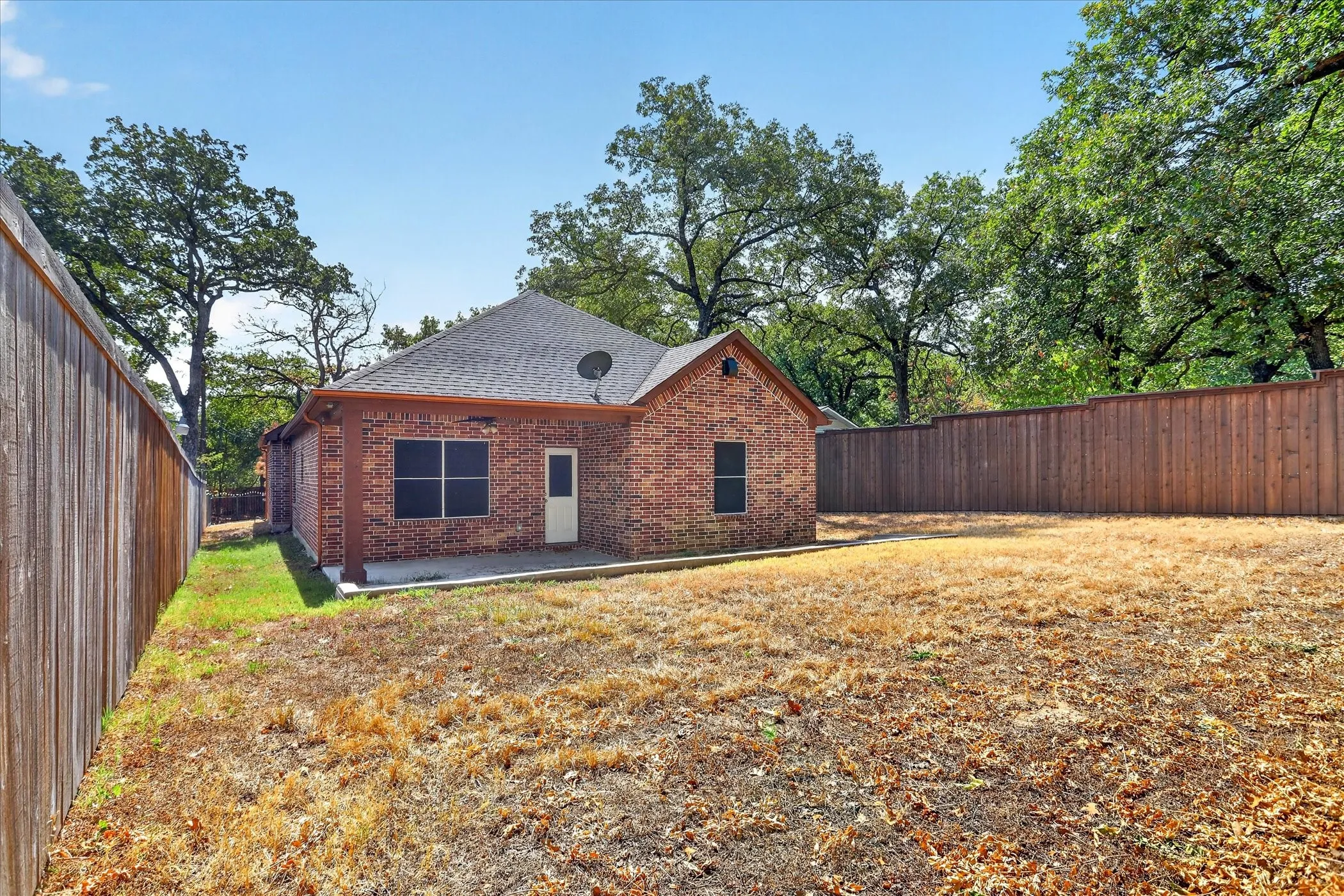 Single Family Residence For Sale in Dallas County , 2505 Edd Road, Dallas, Texas 75253, 4 Bedroom, 3 Bathroom, 2 Garage spaces, 1,866 Sqft, built in 2021, mls#21405765, Real Estate Agent in Dallas, Homes For Sale in Dallas county, Homes For Sale in Dallas, Realtor in Dallas Texas, Real Estate Brokerage Independent Realty Texas, Luminita Cordes Realtor