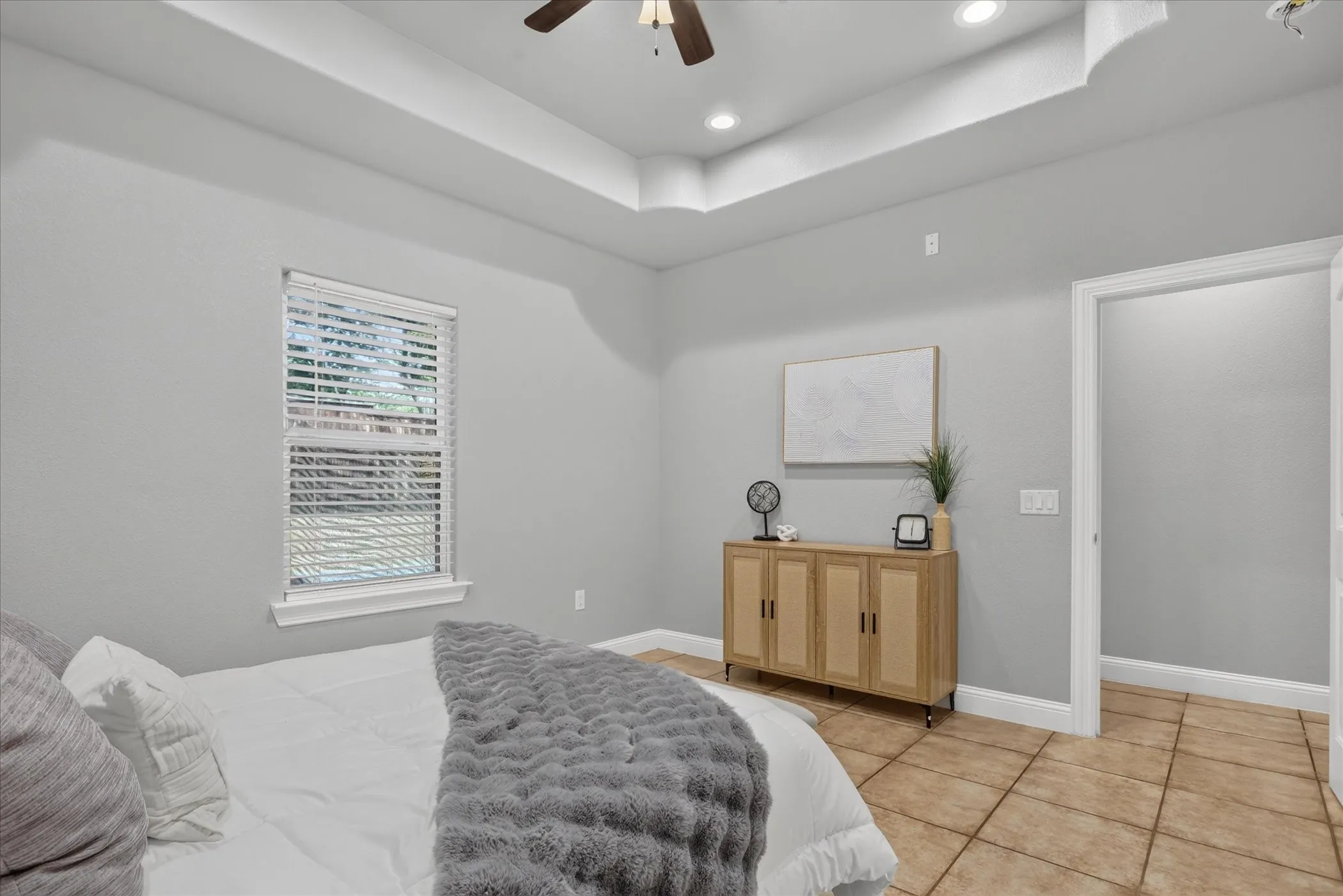 Single Family Residence For Sale in Dallas County , 2505 Edd Road, Dallas, Texas 75253, 4 Bedroom, 3 Bathroom, 2 Garage spaces, 1,866 Sqft, built in 2021, mls#21405765, Real Estate Agent in Dallas, Homes For Sale in Dallas county, Homes For Sale in Dallas, Realtor in Dallas Texas, Real Estate Brokerage Independent Realty Texas, Luminita Cordes Realtor