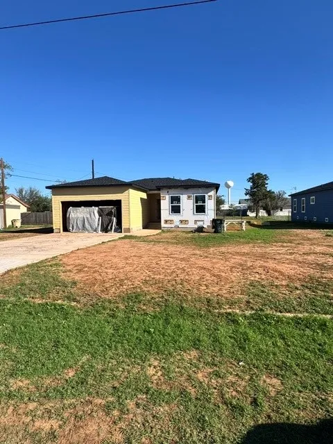 Single Family Residence For Rent in Taylor County , 902 3rd, Merkel, Texas 79536, 4 Bedroom, 2 Bathroom, 2 Garage spaces, 1,700 Sqft, built in 2026, mls#21405763, Real Estate Agent in Merkel, Homes For Rent in Taylor county, Homes For Rent in Merkel, Realtor in Merkel Texas, Real Estate Brokerage Independent Realty Texas, Luminita Cordes Realtor