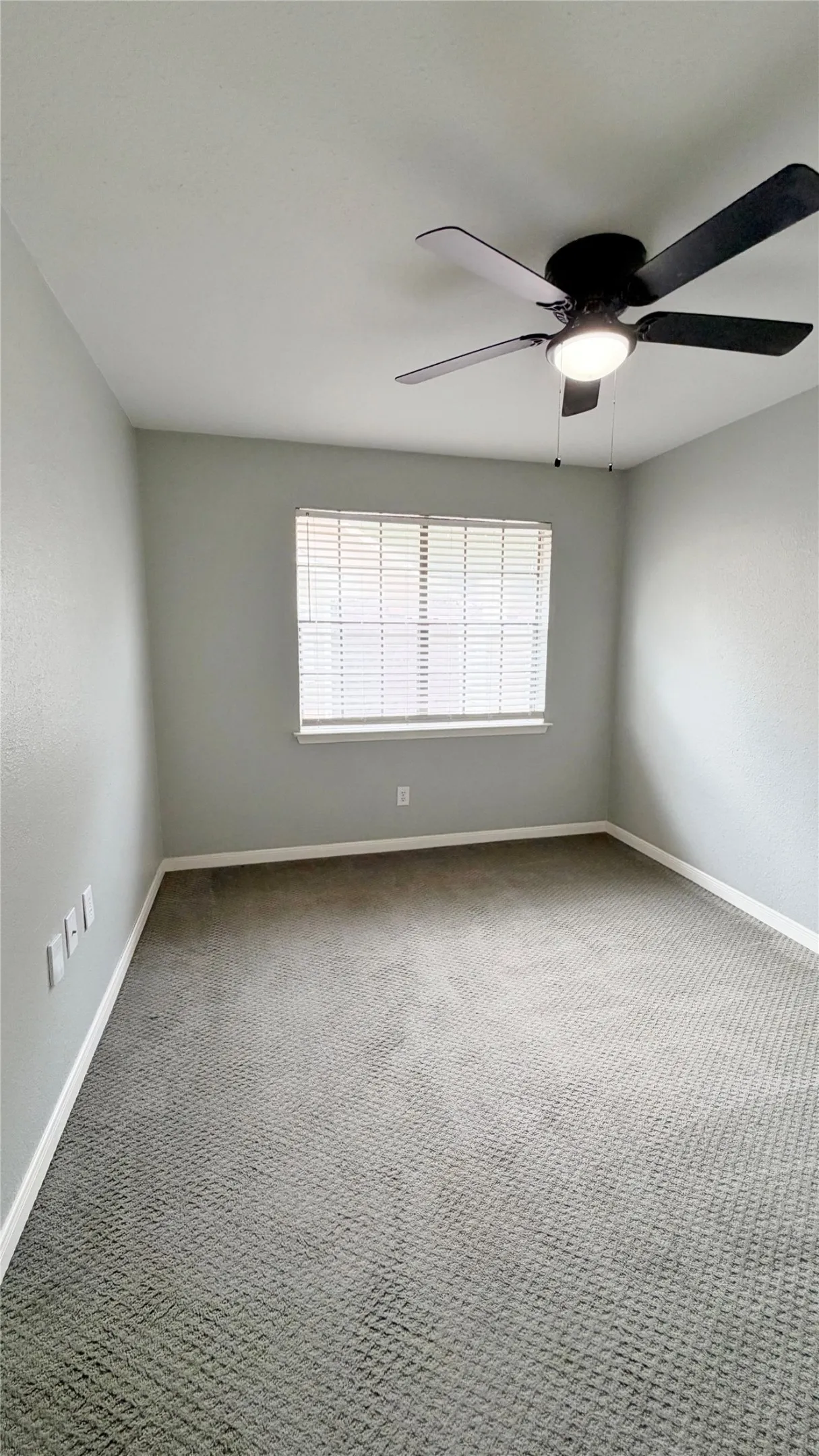 Duplex For Rent in Collin County , 7540 Tournament Road, Frisco, Texas 75035, 3 Bedroom, 3 Bathroom, 2 Garage spaces, 1,211 Sqft, built in 1984, mls#21405771, Real Estate Agent in Frisco, Homes For Rent in Collin county, Homes For Rent in Frisco, Realtor in Frisco Texas, Real Estate Brokerage Independent Realty Texas, Luminita Cordes Realtor