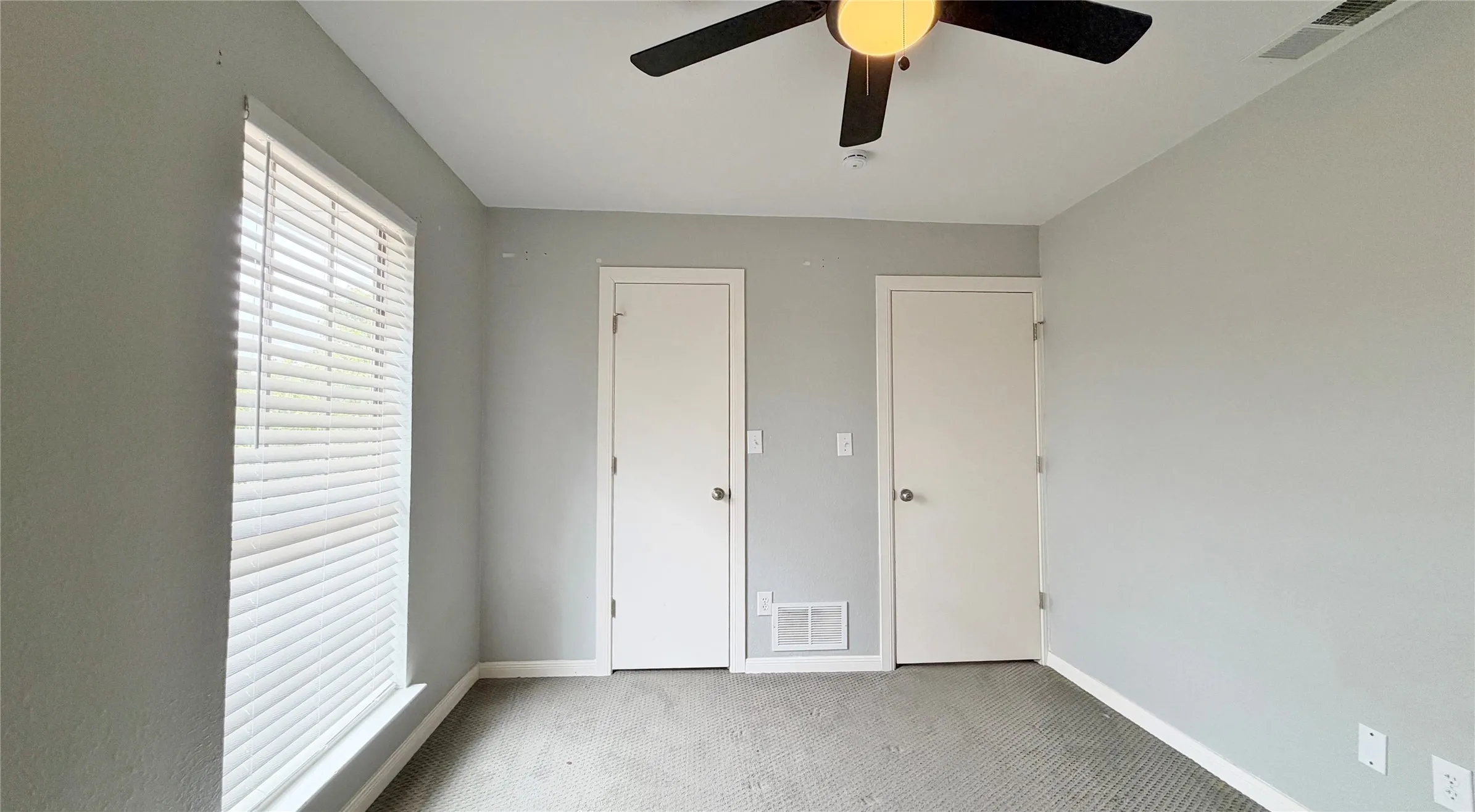Duplex For Rent in Collin County , 7540 Tournament Road, Frisco, Texas 75035, 3 Bedroom, 3 Bathroom, 2 Garage spaces, 1,211 Sqft, built in 1984, mls#21405771, Real Estate Agent in Frisco, Homes For Rent in Collin county, Homes For Rent in Frisco, Realtor in Frisco Texas, Real Estate Brokerage Independent Realty Texas, Luminita Cordes Realtor