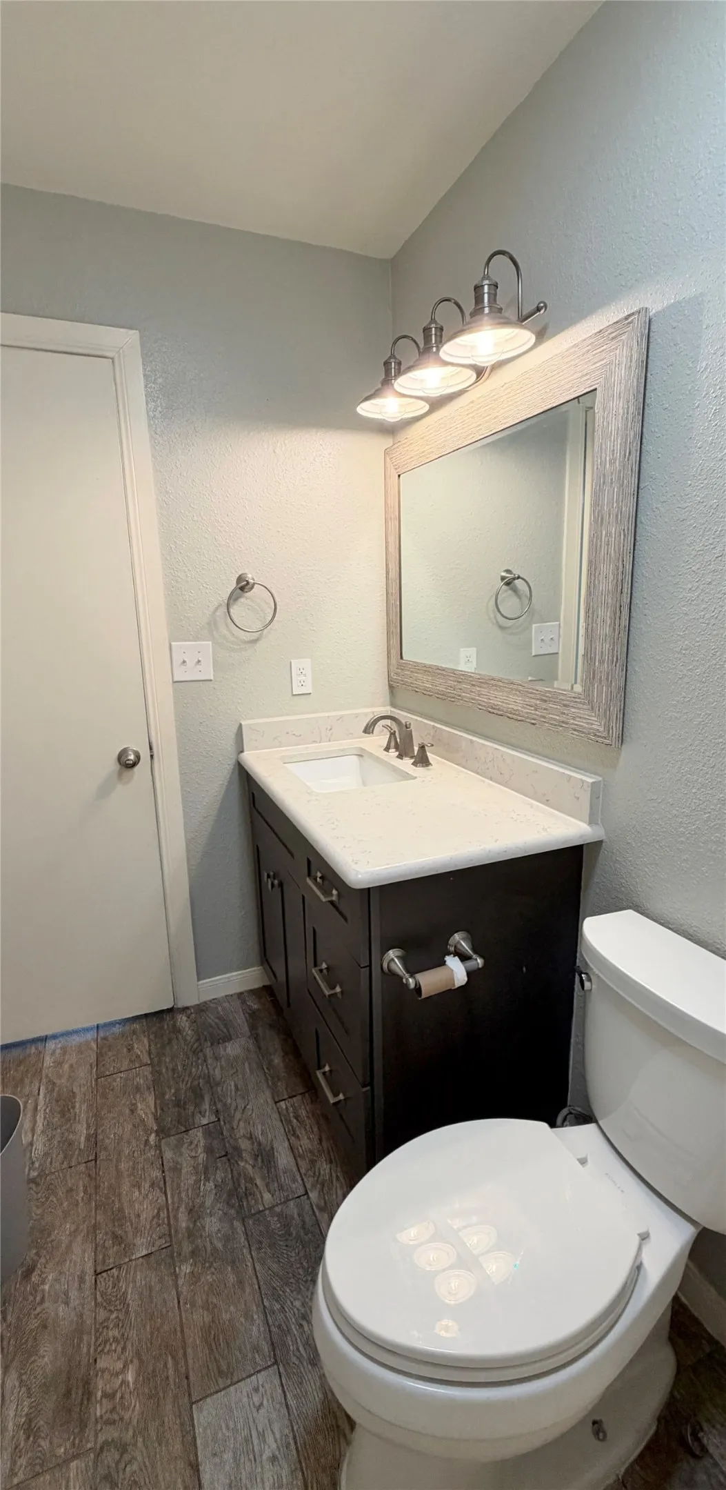 Duplex For Rent in Collin County , 7540 Tournament Road, Frisco, Texas 75035, 3 Bedroom, 3 Bathroom, 2 Garage spaces, 1,211 Sqft, built in 1984, mls#21405771, Real Estate Agent in Frisco, Homes For Rent in Collin county, Homes For Rent in Frisco, Realtor in Frisco Texas, Real Estate Brokerage Independent Realty Texas, Luminita Cordes Realtor