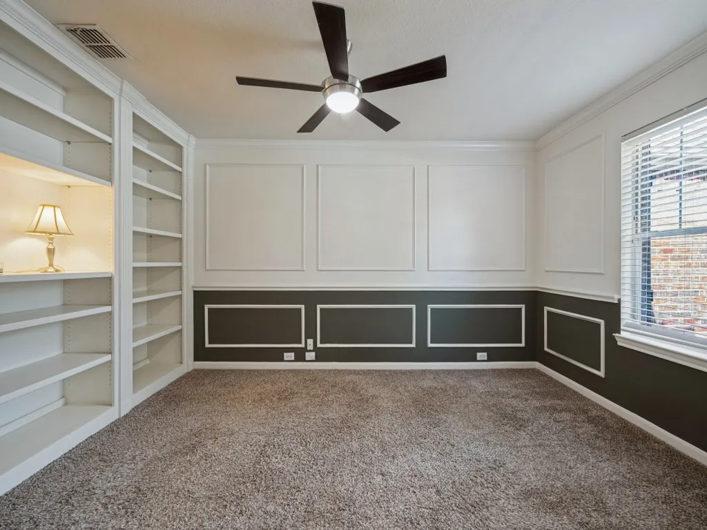 Single Family Residence For Sale in Denton County , 2416 Morning Dew Drive, Little Elm, Texas 75068, 3 Bedroom, 2 Bathroom, 2 Garage spaces, 2,016 Sqft, built in 2005, mls#21403127, Real Estate Agent in Little Elm, Homes For Sale in Denton county, Homes For Sale in Little Elm, Realtor in Little Elm Texas, Real Estate Brokerage Independent Realty Texas, Luminita Cordes Realtor