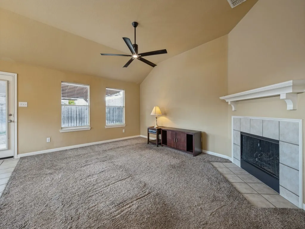 Single Family Residence For Sale in Denton County , 2416 Morning Dew Drive, Little Elm, Texas 75068, 3 Bedroom, 2 Bathroom, 2 Garage spaces, 2,016 Sqft, built in 2005, mls#21403127, Real Estate Agent in Little Elm, Homes For Sale in Denton county, Homes For Sale in Little Elm, Realtor in Little Elm Texas, Real Estate Brokerage Independent Realty Texas, Luminita Cordes Realtor