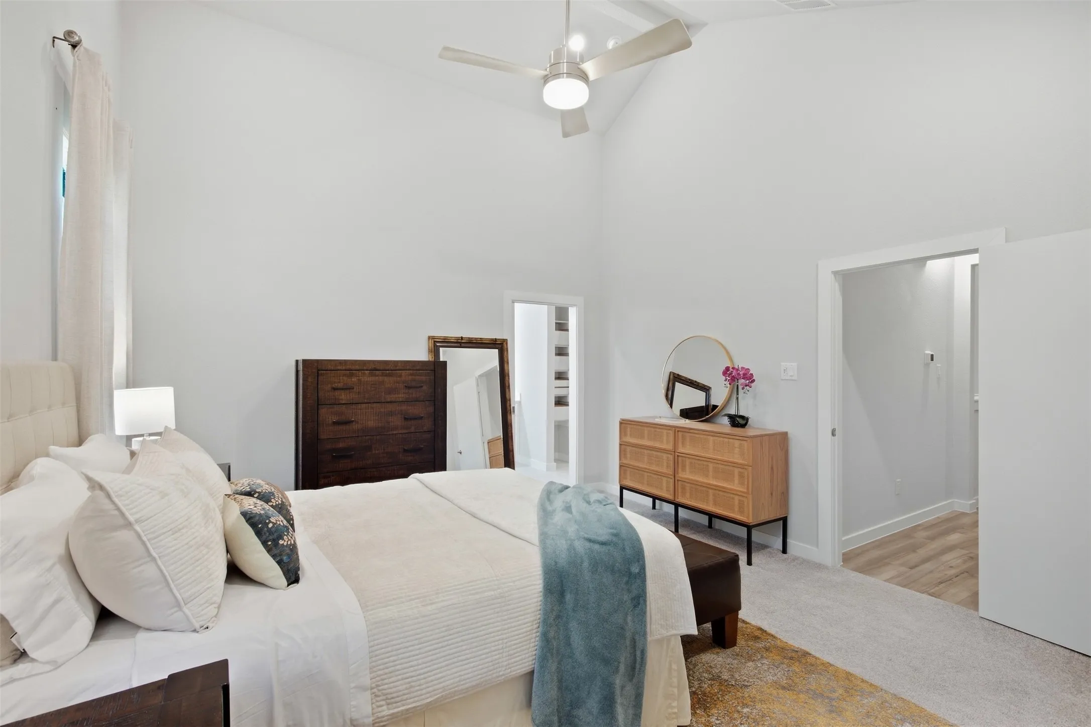 Townhouse For Sale in Dallas County , 2309 Rook Drive, Dallas, Texas 75211, 3 Bedroom, 3 Bathroom, 2 Garage spaces, 2,230 Sqft, built in 2021, mls#21405740, Real Estate Agent in Dallas, Homes For Sale in Dallas county, Homes For Sale in Dallas, Realtor in Dallas Texas, Real Estate Brokerage Independent Realty Texas, Luminita Cordes Realtor