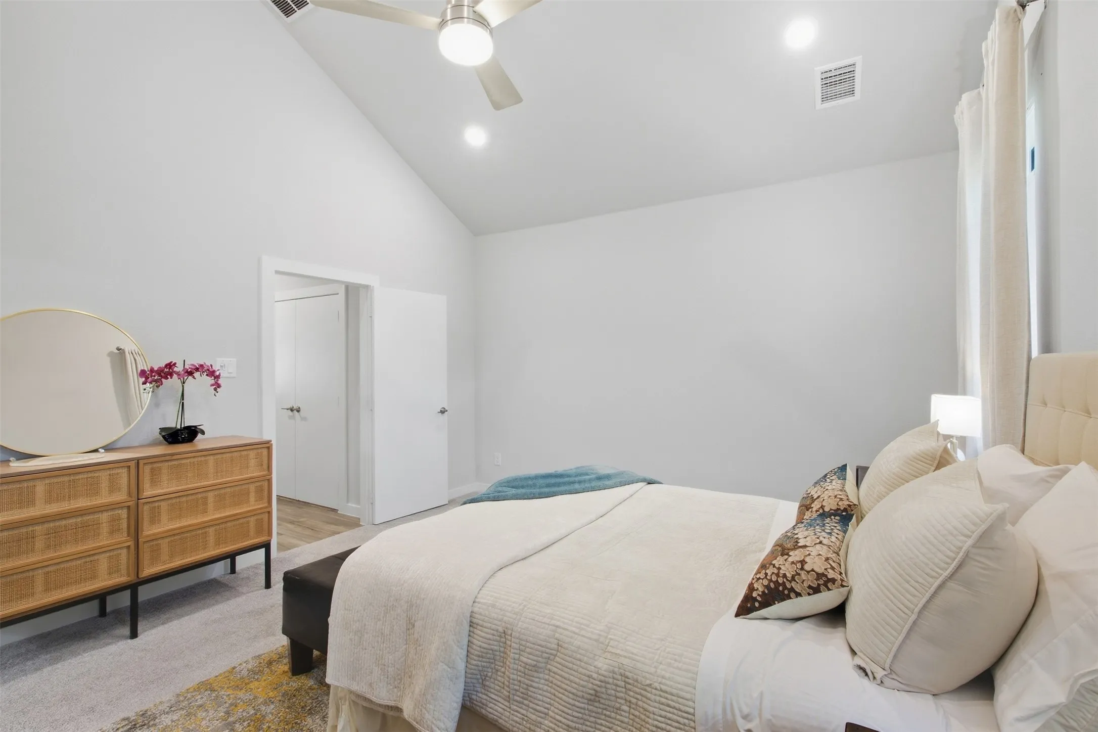 Townhouse For Sale in Dallas County , 2309 Rook Drive, Dallas, Texas 75211, 3 Bedroom, 3 Bathroom, 2 Garage spaces, 2,230 Sqft, built in 2021, mls#21405740, Real Estate Agent in Dallas, Homes For Sale in Dallas county, Homes For Sale in Dallas, Realtor in Dallas Texas, Real Estate Brokerage Independent Realty Texas, Luminita Cordes Realtor