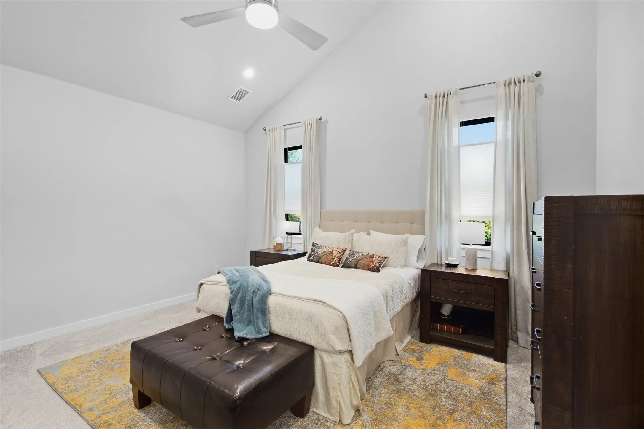 Townhouse For Sale in Dallas County , 2309 Rook Drive, Dallas, Texas 75211, 3 Bedroom, 3 Bathroom, 2 Garage spaces, 2,230 Sqft, built in 2021, mls#21405740, Real Estate Agent in Dallas, Homes For Sale in Dallas county, Homes For Sale in Dallas, Realtor in Dallas Texas, Real Estate Brokerage Independent Realty Texas, Luminita Cordes Realtor