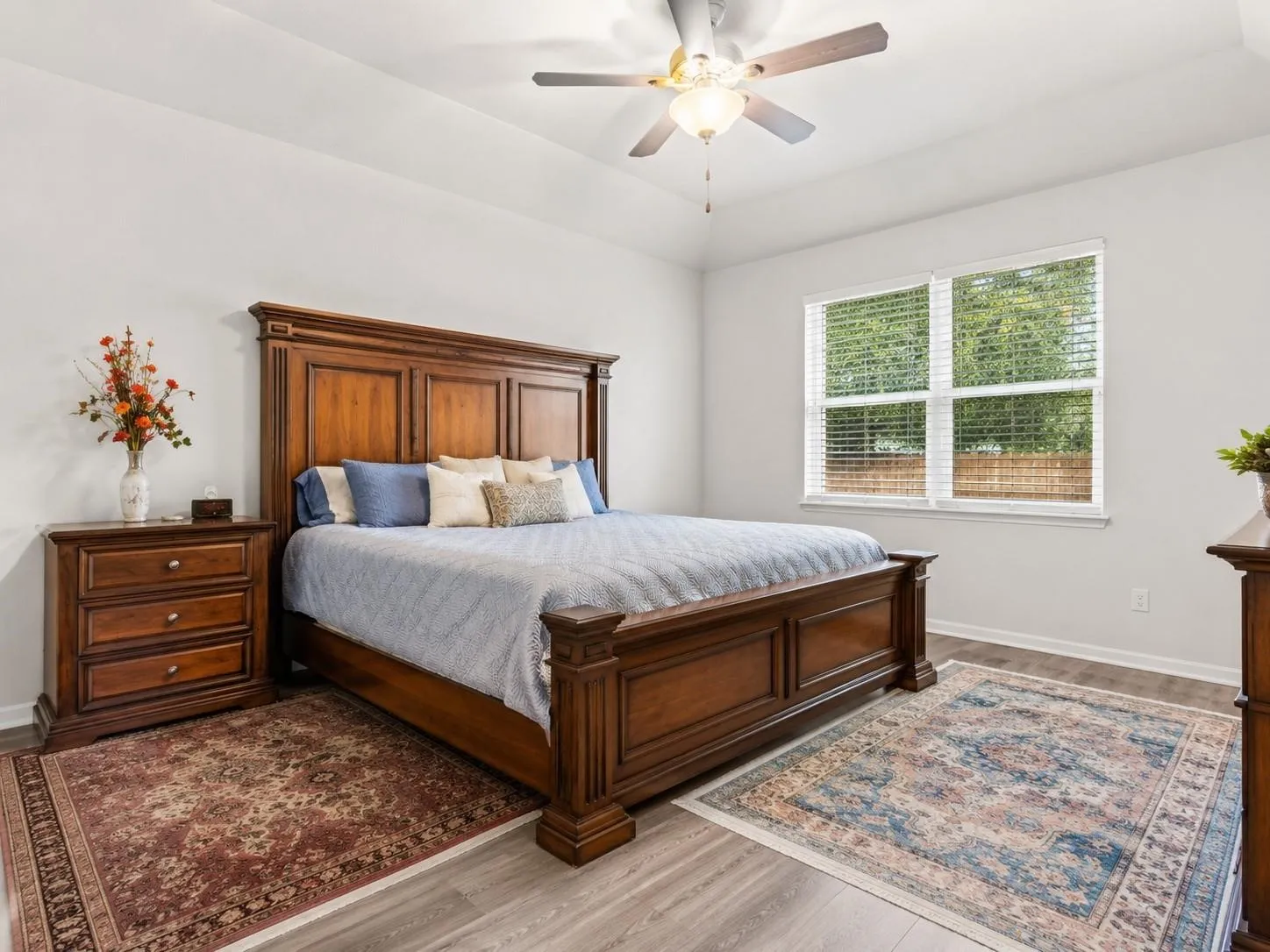 Single Family Residence For Sale in Tarrant County , 1624 Pavin Lane, Fort Worth, Texas 76052, 4 Bedroom, 4 Bathroom, 2 Garage spaces, 2,965 Sqft, built in 2023, mls#21403408, Real Estate Agent in Fort Worth, Homes For Sale in Tarrant county, Homes For Sale in Fort Worth, Realtor in Fort Worth Texas, Real Estate Brokerage Independent Realty Texas, Luminita Cordes Realtor