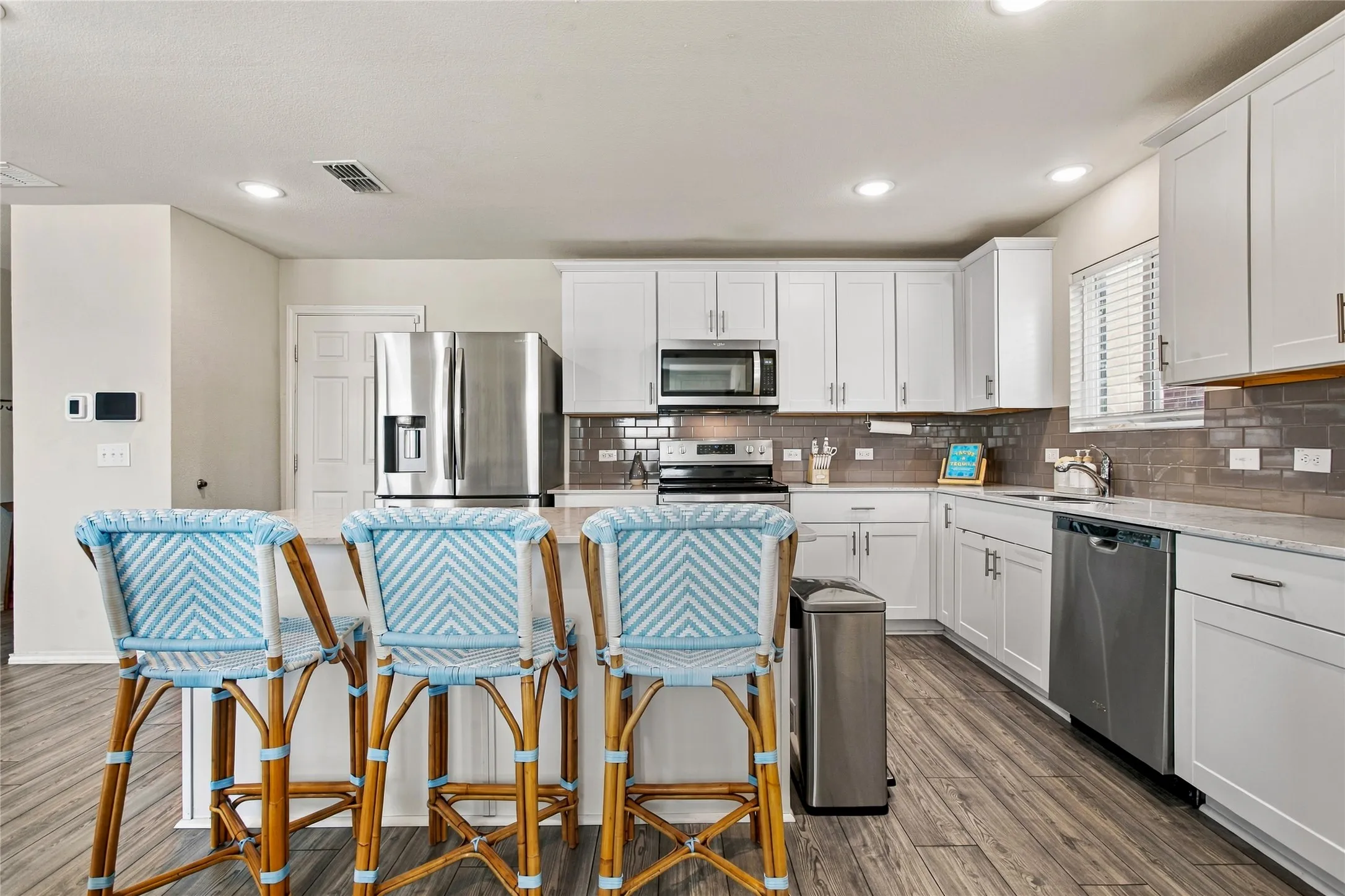 Single Family Residence For Rent in Tarrant County , 4749 Greenham Lane, Fort Worth, Texas 76036, 4 Bedroom, 3 Bathroom, 2 Garage spaces, 2,154 Sqft, built in 2021, mls#21403203, Real Estate Agent in Fort Worth, Homes For Rent in Tarrant county, Homes For Rent in Fort Worth, Realtor in Fort Worth Texas, Real Estate Brokerage Independent Realty Texas, Luminita Cordes Realtor