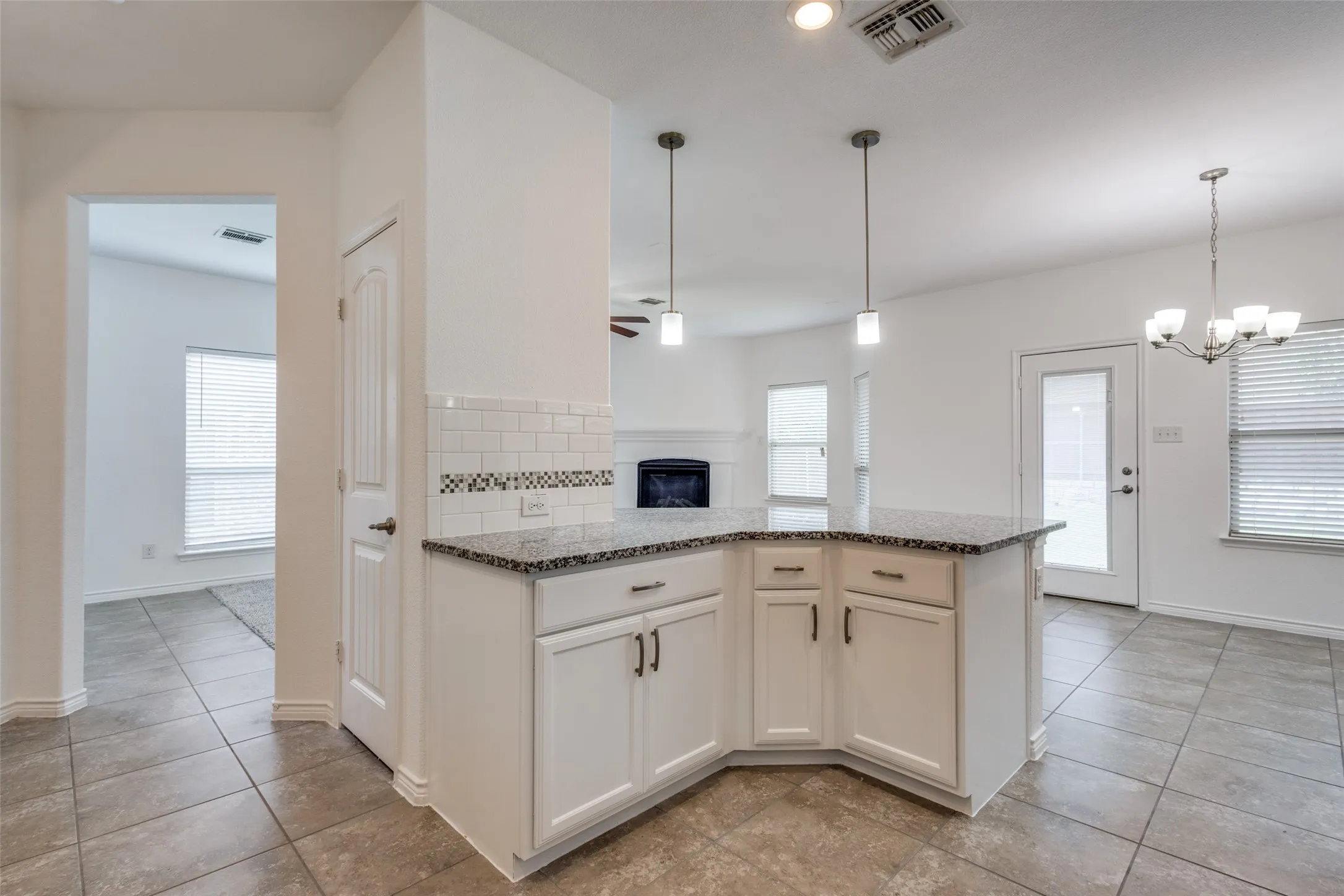 Single Family Residence For Rent in Collin County , 9829 Timberwolf, Mc Kinney, Texas 75071, 3 Bedroom, 3 Bathroom, 2 Garage spaces, 1,837 Sqft, built in 2017, mls#21405791, Real Estate Agent in Mc Kinney, Homes For Rent in Collin county, Homes For Rent in Mc Kinney, Realtor in Mc Kinney Texas, Real Estate Brokerage Independent Realty Texas, Luminita Cordes Realtor