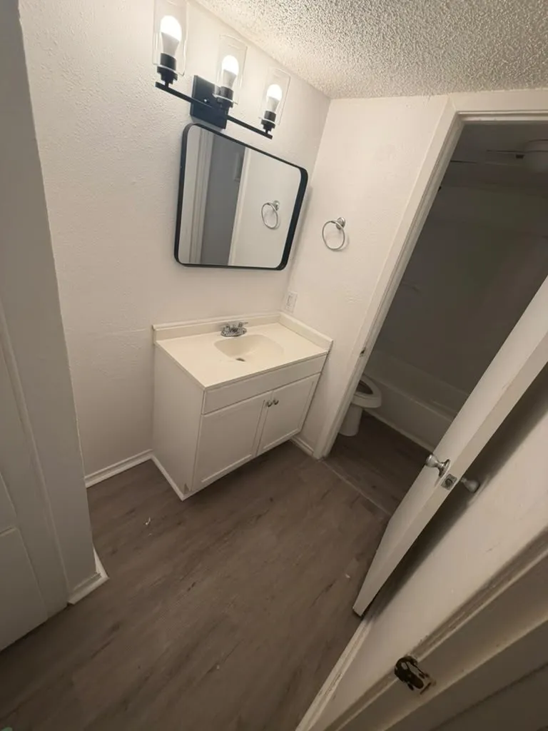 Condominium For Rent in Dallas County , 6050 Melody Lane 227, Dallas, Texas 75231, 1 Bedroom, 1 Bathroom, Garage spaces, 623 Sqft, built in 1979, mls#21405794, Real Estate Agent in Dallas, Homes For Rent in Dallas county, Homes For Rent in Dallas, Realtor in Dallas Texas, Real Estate Brokerage Independent Realty Texas, Luminita Cordes Realtor