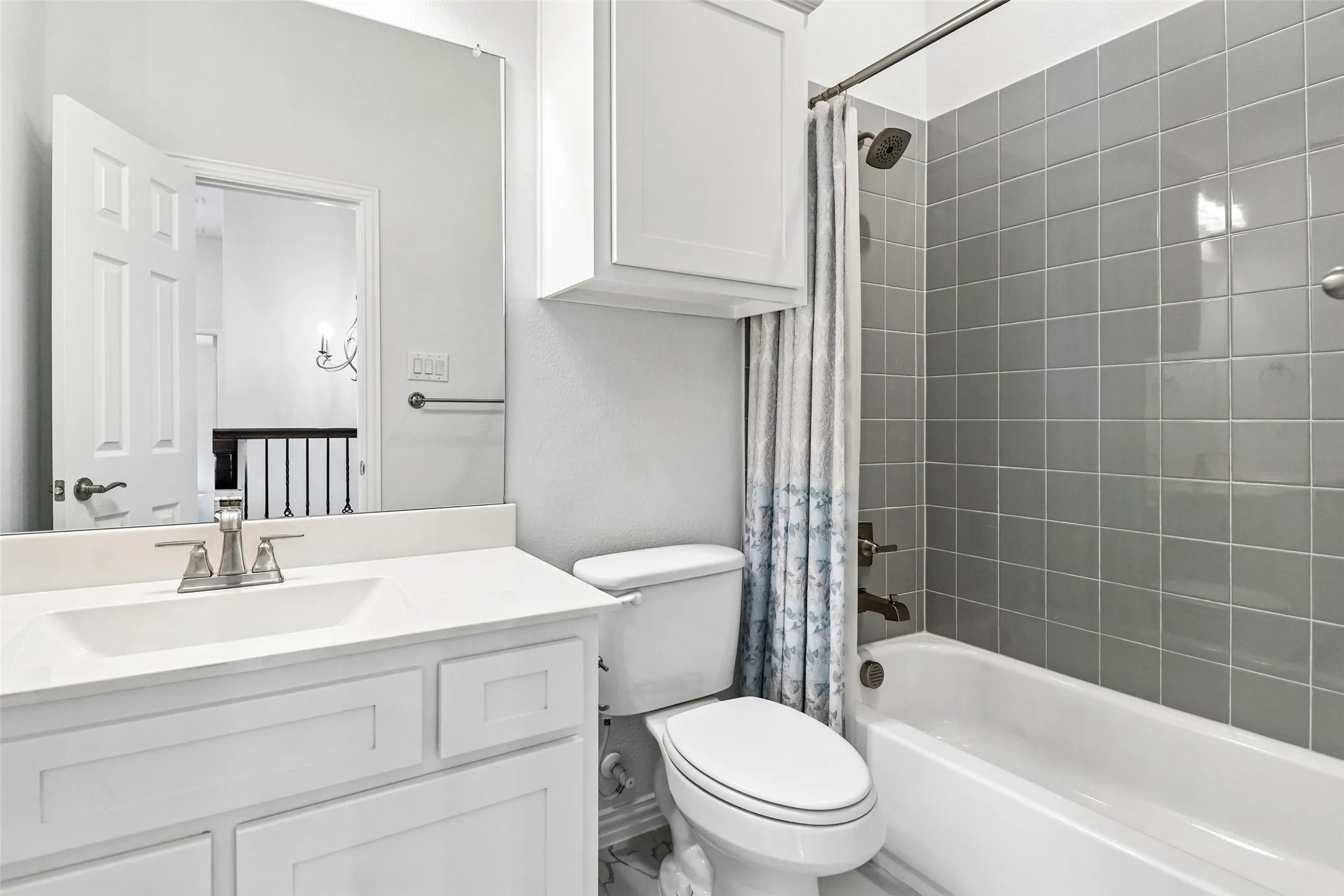 Single Family Residence For Sale in Collin County , 825 Violet Way, Celina, Texas 75009, 6 Bedroom, 4 Bathroom, 2 Garage spaces, 3,888 Sqft, built in 2021, mls#21395104, Real Estate Agent in Celina, Homes For Sale in Collin county, Homes For Sale in Celina, Realtor in Celina Texas, Real Estate Brokerage Independent Realty Texas, Luminita Cordes Realtor