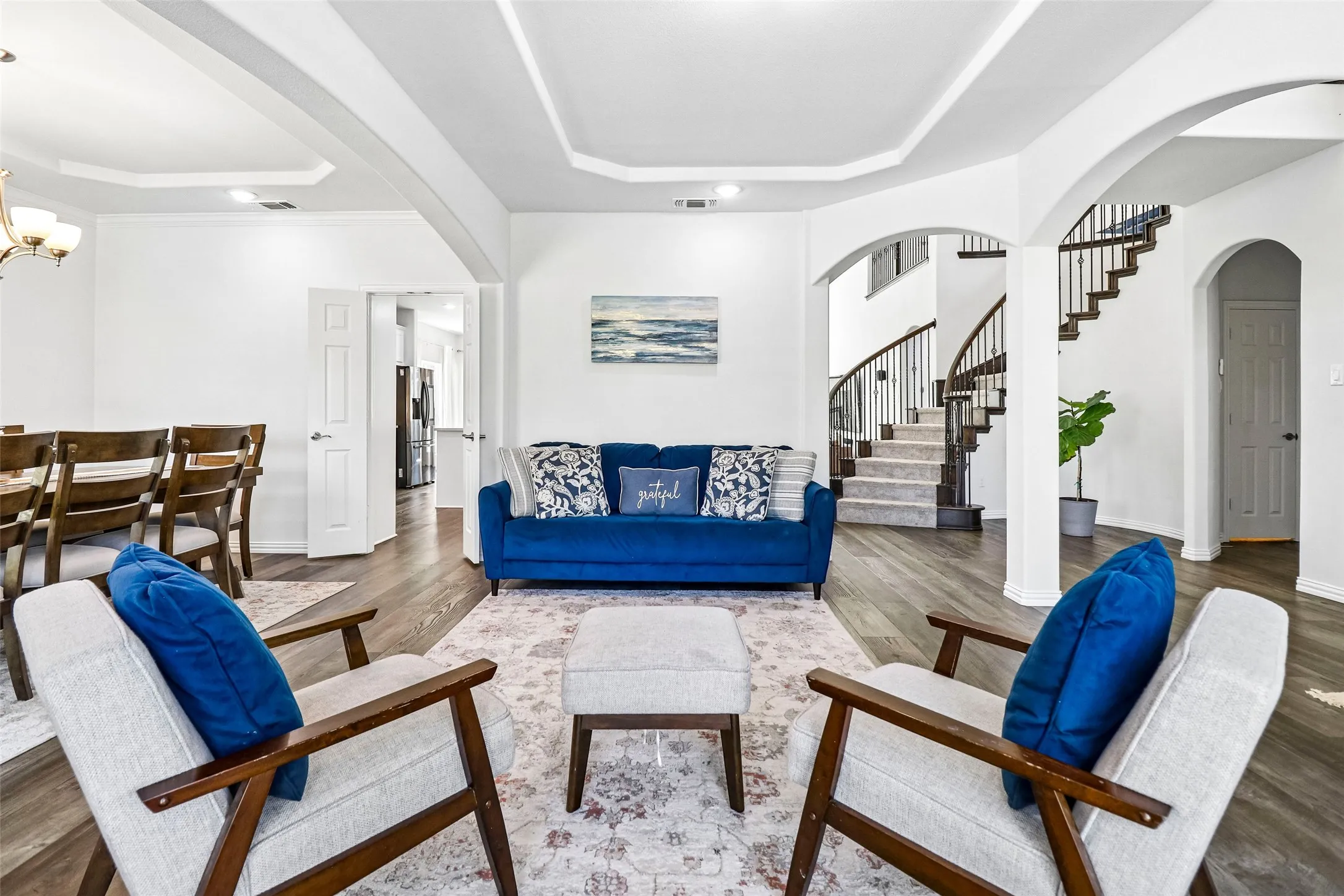 Single Family Residence For Sale in Collin County , 825 Violet Way, Celina, Texas 75009, 6 Bedroom, 4 Bathroom, 2 Garage spaces, 3,888 Sqft, built in 2021, mls#21395104, Real Estate Agent in Celina, Homes For Sale in Collin county, Homes For Sale in Celina, Realtor in Celina Texas, Real Estate Brokerage Independent Realty Texas, Luminita Cordes Realtor