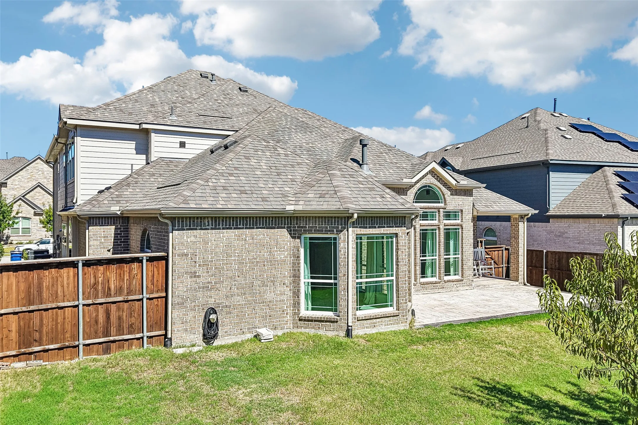 Single Family Residence For Sale in Collin County , 825 Violet Way, Celina, Texas 75009, 6 Bedroom, 4 Bathroom, 2 Garage spaces, 3,888 Sqft, built in 2021, mls#21395104, Real Estate Agent in Celina, Homes For Sale in Collin county, Homes For Sale in Celina, Realtor in Celina Texas, Real Estate Brokerage Independent Realty Texas, Luminita Cordes Realtor