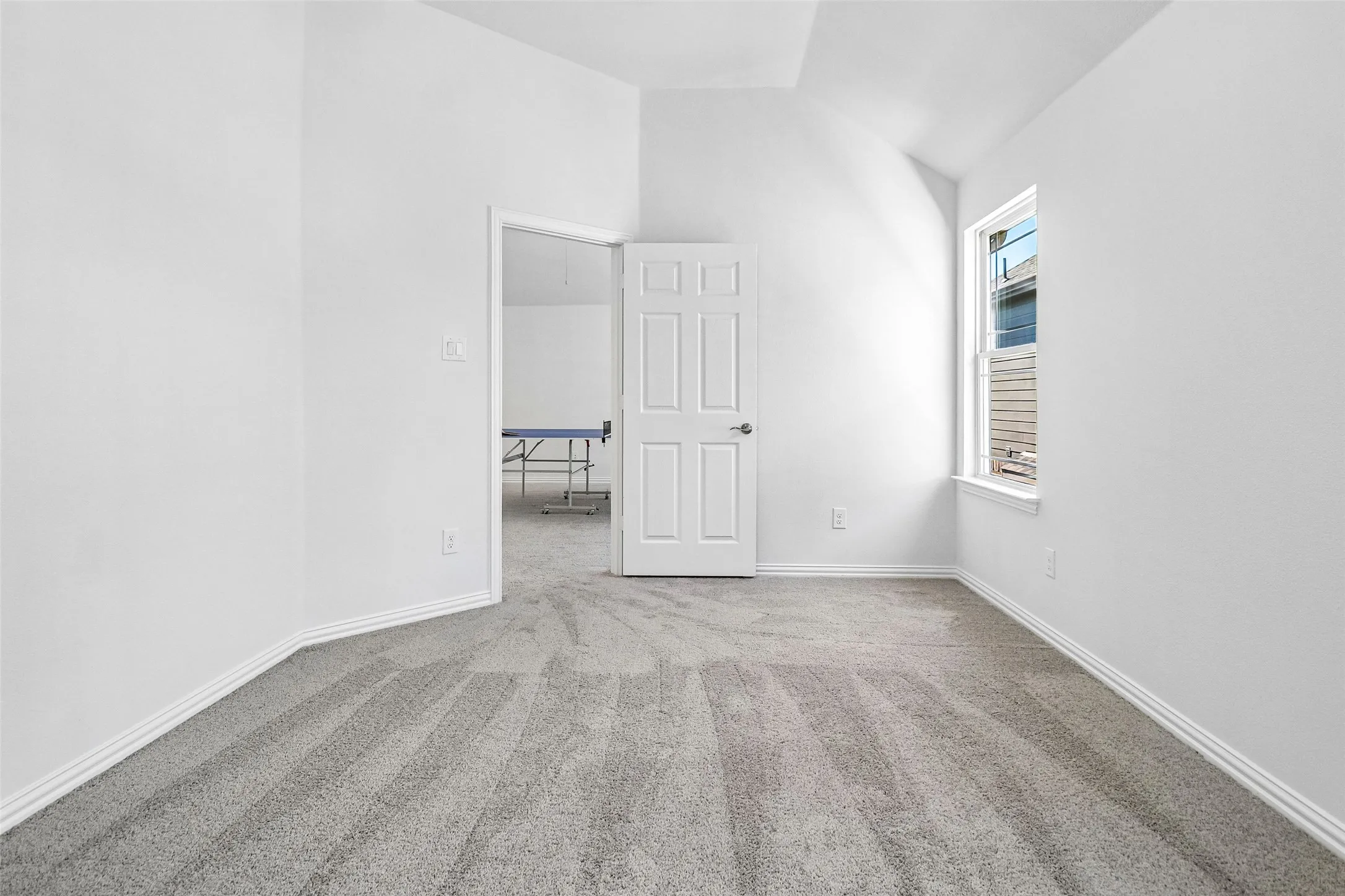 Single Family Residence For Sale in Collin County , 825 Violet Way, Celina, Texas 75009, 6 Bedroom, 4 Bathroom, 2 Garage spaces, 3,888 Sqft, built in 2021, mls#21395104, Real Estate Agent in Celina, Homes For Sale in Collin county, Homes For Sale in Celina, Realtor in Celina Texas, Real Estate Brokerage Independent Realty Texas, Luminita Cordes Realtor