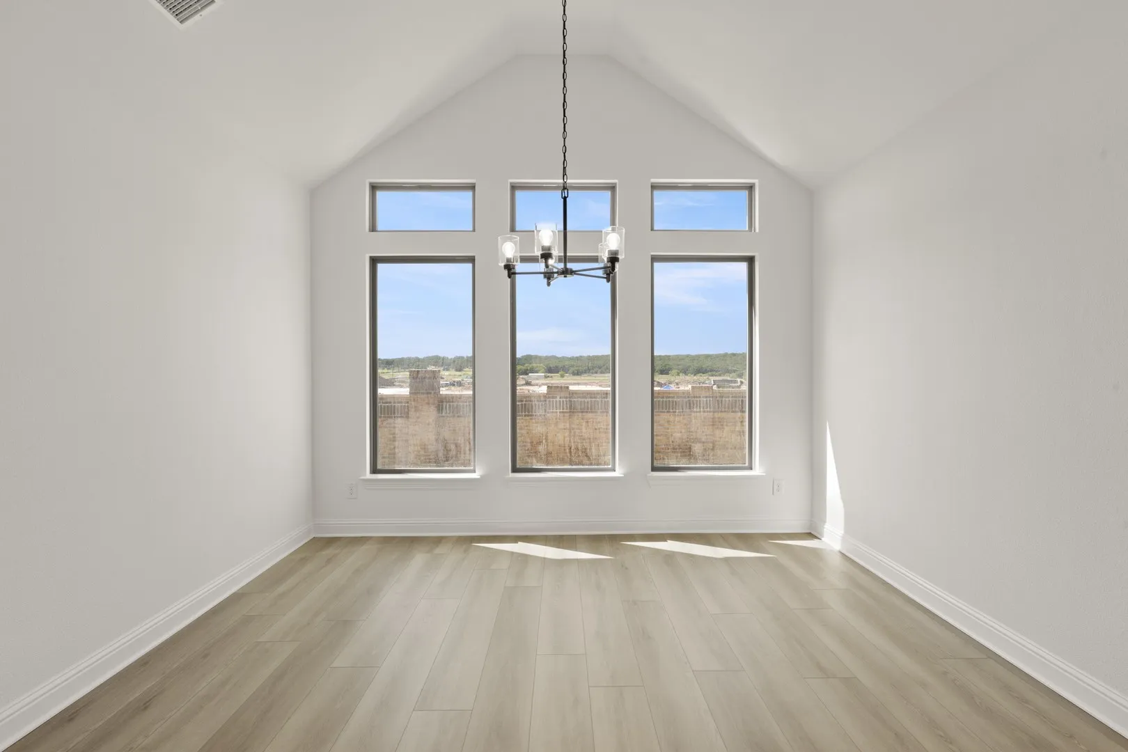 Single Family Residence For Sale in Johnson County , 2608 Alyssa Street, Burleson, Texas 76028, 3 Bedroom, 3 Bathroom, 2 Garage spaces, 2,610 Sqft, built in 2026, mls#21405801, Real Estate Agent in Burleson, Homes For Sale in Johnson county, Homes For Sale in Burleson, Realtor in Burleson Texas, Real Estate Brokerage Independent Realty Texas, Luminita Cordes Realtor