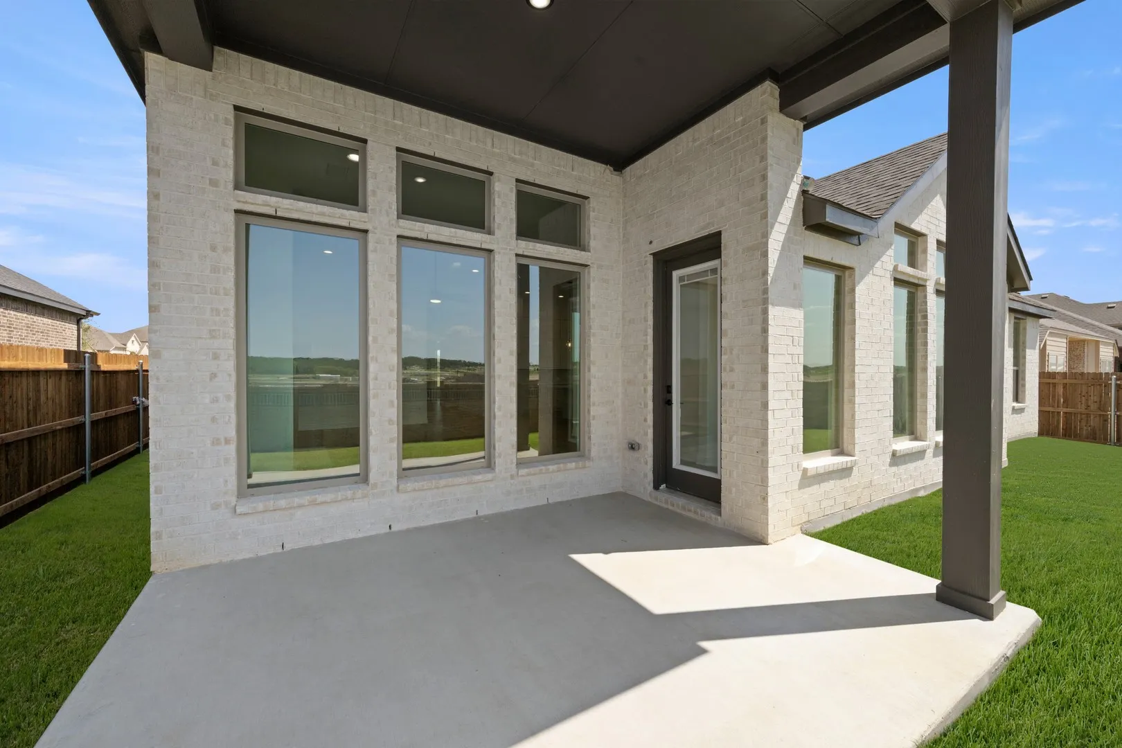 Single Family Residence For Sale in Johnson County , 2608 Alyssa Street, Burleson, Texas 76028, 3 Bedroom, 3 Bathroom, 2 Garage spaces, 2,610 Sqft, built in 2026, mls#21405801, Real Estate Agent in Burleson, Homes For Sale in Johnson county, Homes For Sale in Burleson, Realtor in Burleson Texas, Real Estate Brokerage Independent Realty Texas, Luminita Cordes Realtor