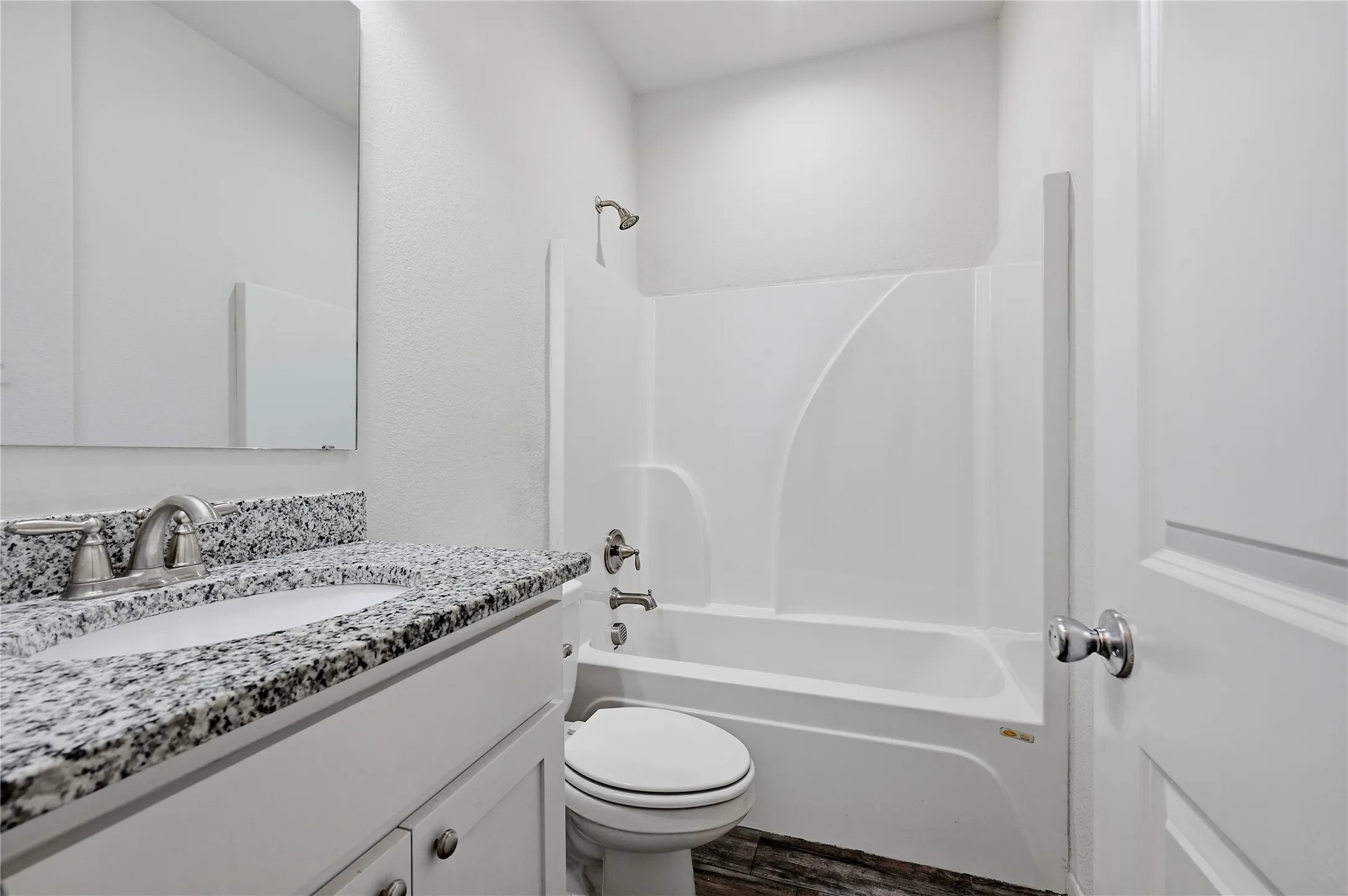 Duplex For Rent in Grayson County , 2333 N Hickory Street, Sherman, Texas 75092, 3 Bedroom, 2 Bathroom, 1 Garage spaces, 1,100 Sqft, built in 2020, mls#21405798, Real Estate Agent in Sherman, Homes For Rent in Grayson county, Homes For Rent in Sherman, Realtor in Sherman Texas, Real Estate Brokerage Independent Realty Texas, Luminita Cordes Realtor