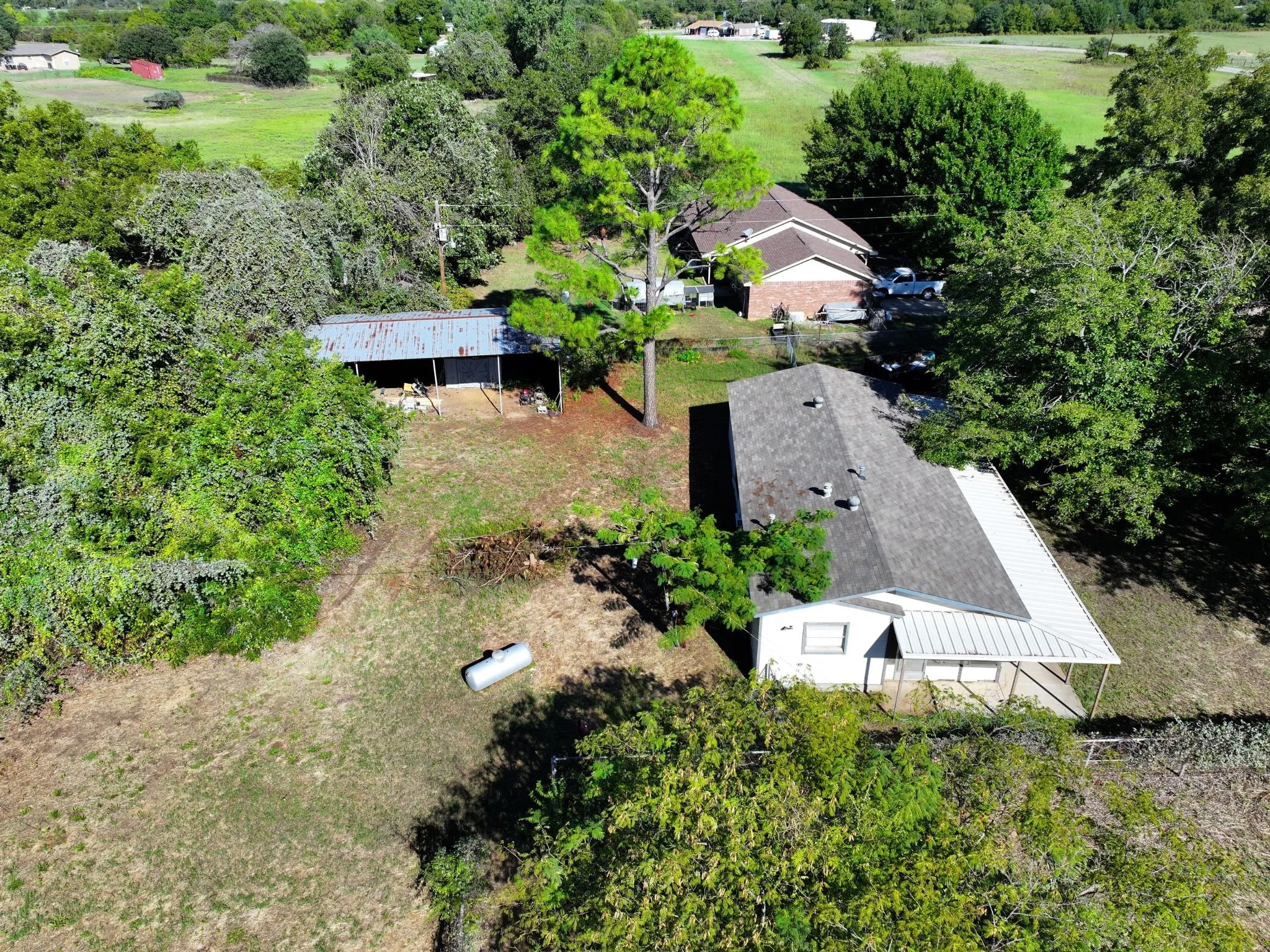 Mobile Home For Sale in Hood County , 3048 Green Meadows Road, Granbury, Texas 76049, 2 Bedroom, 2 Bathroom, Garage spaces, 1,020 Sqft, built in 1971, mls#21402336, Real Estate Agent in Granbury, Homes For Sale in Hood county, Homes For Sale in Granbury, Realtor in Granbury Texas, Real Estate Brokerage Independent Realty Texas, Luminita Cordes Realtor
