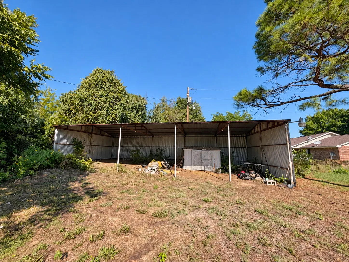 Mobile Home For Sale in Hood County , 3048 Green Meadows Road, Granbury, Texas 76049, 2 Bedroom, 2 Bathroom, Garage spaces, 1,020 Sqft, built in 1971, mls#21402336, Real Estate Agent in Granbury, Homes For Sale in Hood county, Homes For Sale in Granbury, Realtor in Granbury Texas, Real Estate Brokerage Independent Realty Texas, Luminita Cordes Realtor