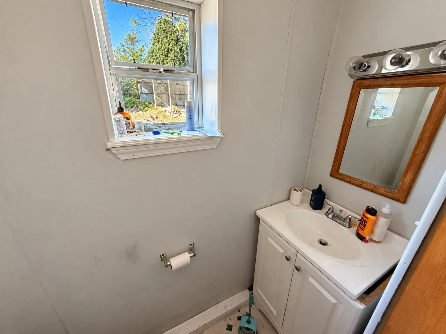 Half bath ensuite