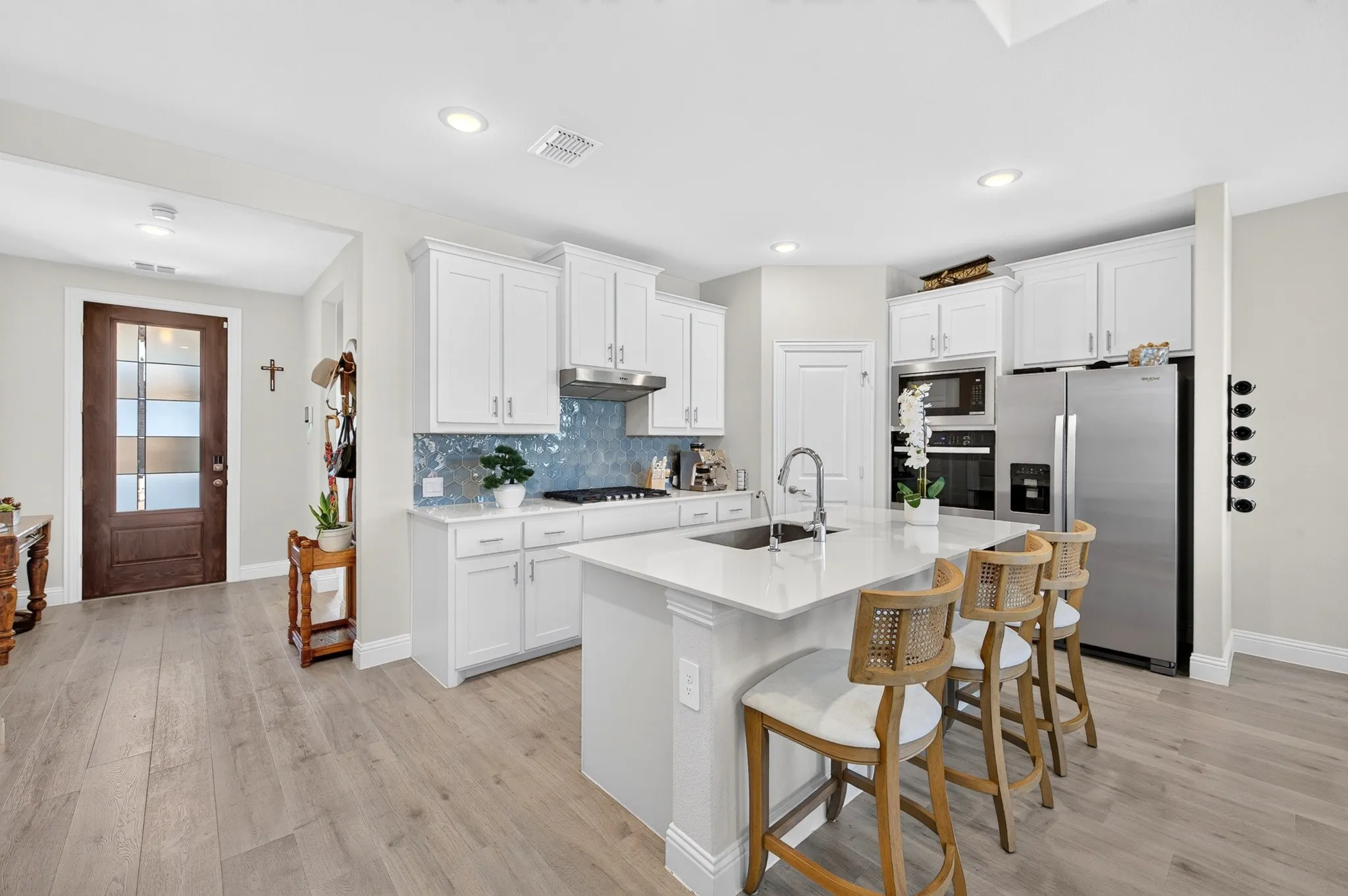 Single Family Residence For Sale in Denton County , 3829 Pearlwood Road, Little Elm, Texas 75068, 4 Bedroom, 3 Bathroom, 2 Garage spaces, 2,780 Sqft, built in 2024, mls#21404285, Real Estate Agent in Little Elm, Homes For Sale in Denton county, Homes For Sale in Little Elm, Realtor in Little Elm Texas, Real Estate Brokerage Independent Realty Texas, Luminita Cordes Realtor
