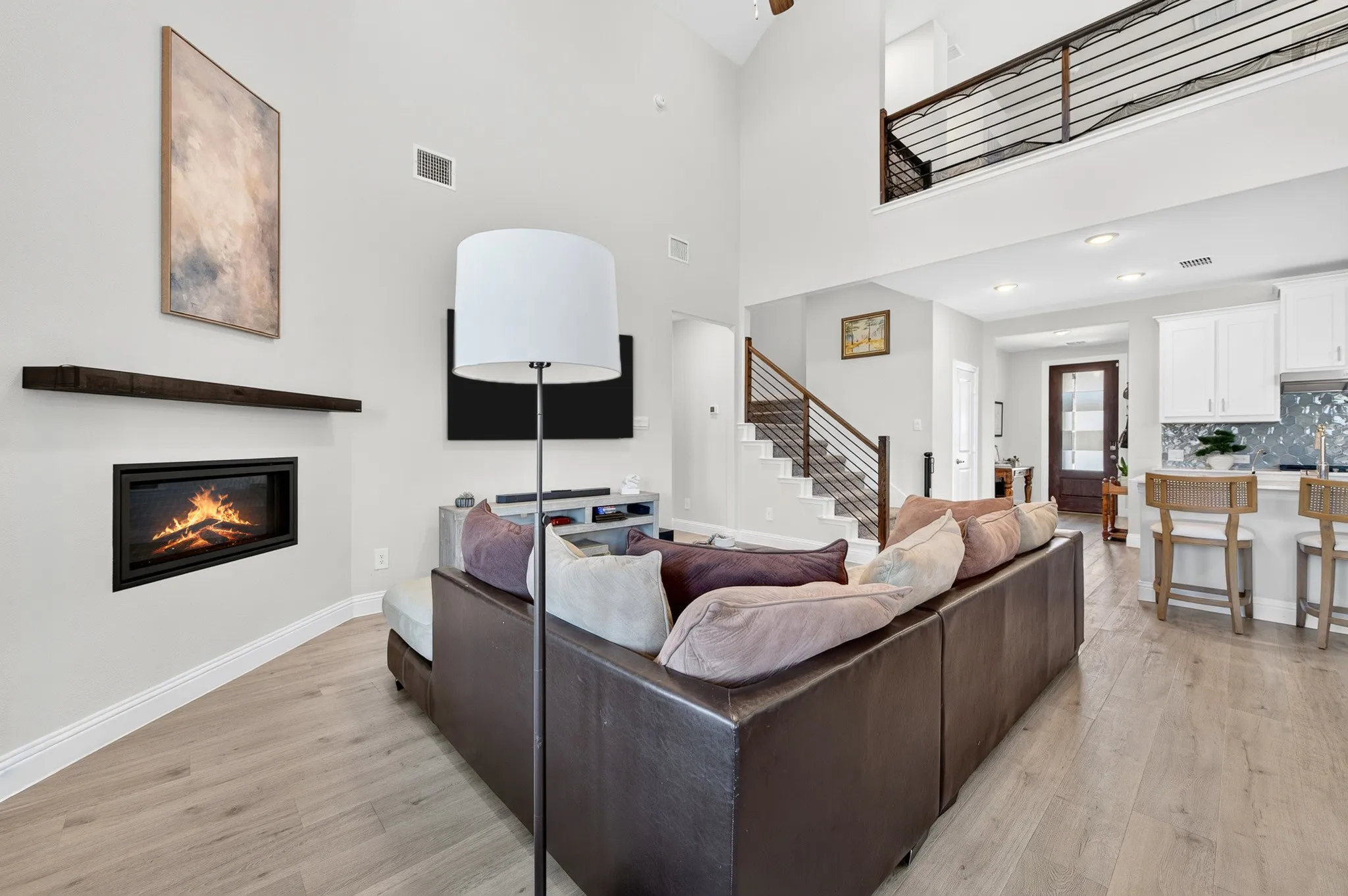 Single Family Residence For Sale in Denton County , 3829 Pearlwood Road, Little Elm, Texas 75068, 4 Bedroom, 3 Bathroom, 2 Garage spaces, 2,780 Sqft, built in 2024, mls#21404285, Real Estate Agent in Little Elm, Homes For Sale in Denton county, Homes For Sale in Little Elm, Realtor in Little Elm Texas, Real Estate Brokerage Independent Realty Texas, Luminita Cordes Realtor