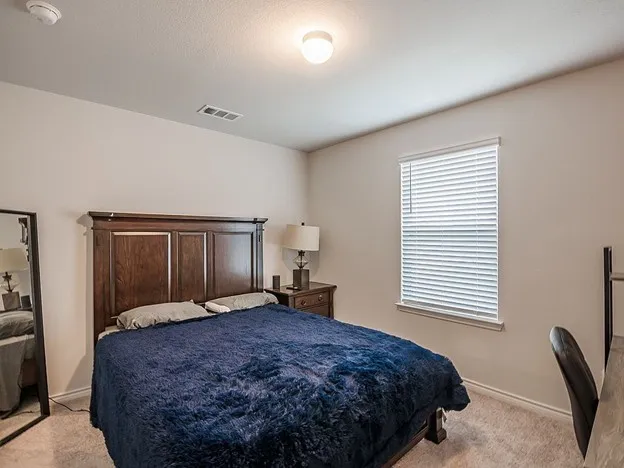 Single Family Residence For Rent in Tarrant County , 5632 Shore Point Trail, Fort Worth, Texas 76119, 3 Bedroom, 3 Bathroom, 2 Garage spaces, 1,682 Sqft, built in 2022, mls#21405820, Real Estate Agent in Fort Worth, Homes For Rent in Tarrant county, Homes For Rent in Fort Worth, Realtor in Fort Worth Texas, Real Estate Brokerage Independent Realty Texas, Luminita Cordes Realtor