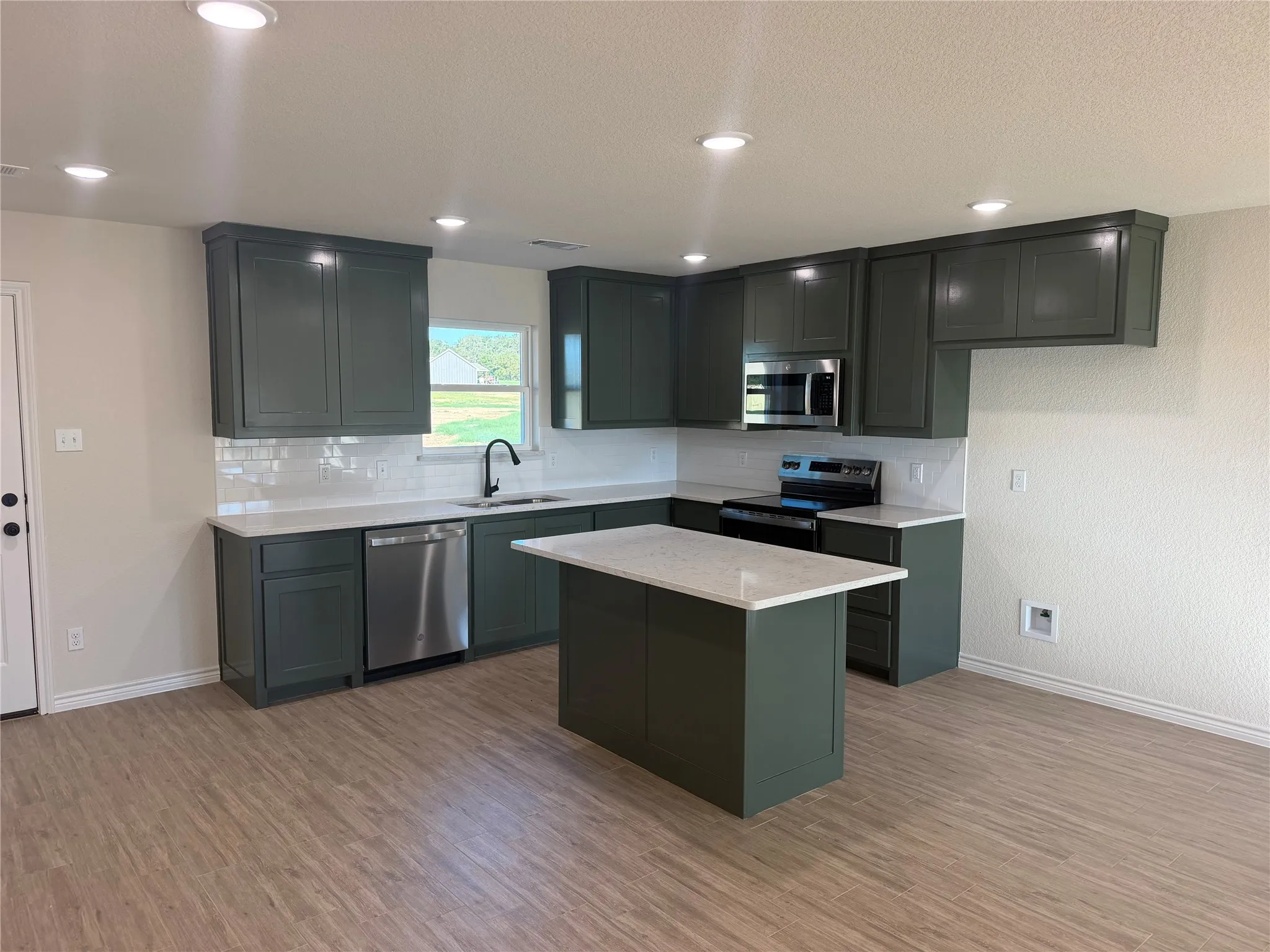 Single Family Residence For Sale in Parker County , 245 Altom Road, Springtown, Texas 76082, 3 Bedroom, 2 Bathroom, Garage spaces, 1,311 Sqft, built in 2026, mls#21405827, Real Estate Agent in Springtown, Homes For Sale in Parker county, Homes For Sale in Springtown, Realtor in Springtown Texas, Real Estate Brokerage Independent Realty Texas, Luminita Cordes Realtor
