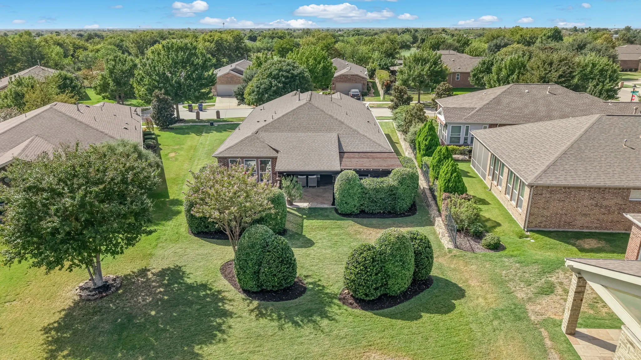 Single Family Residence For Sale in Denton County , 6772 Festival Lane, Frisco, Texas 75036, 3 Bedroom, 2 Bathroom, 2 Garage spaces, 1,990 Sqft, built in 2010, mls#21403940, Real Estate Agent in Frisco, Homes For Sale in Denton county, Homes For Sale in Frisco, Realtor in Frisco Texas, Real Estate Brokerage Independent Realty Texas, Luminita Cordes Realtor