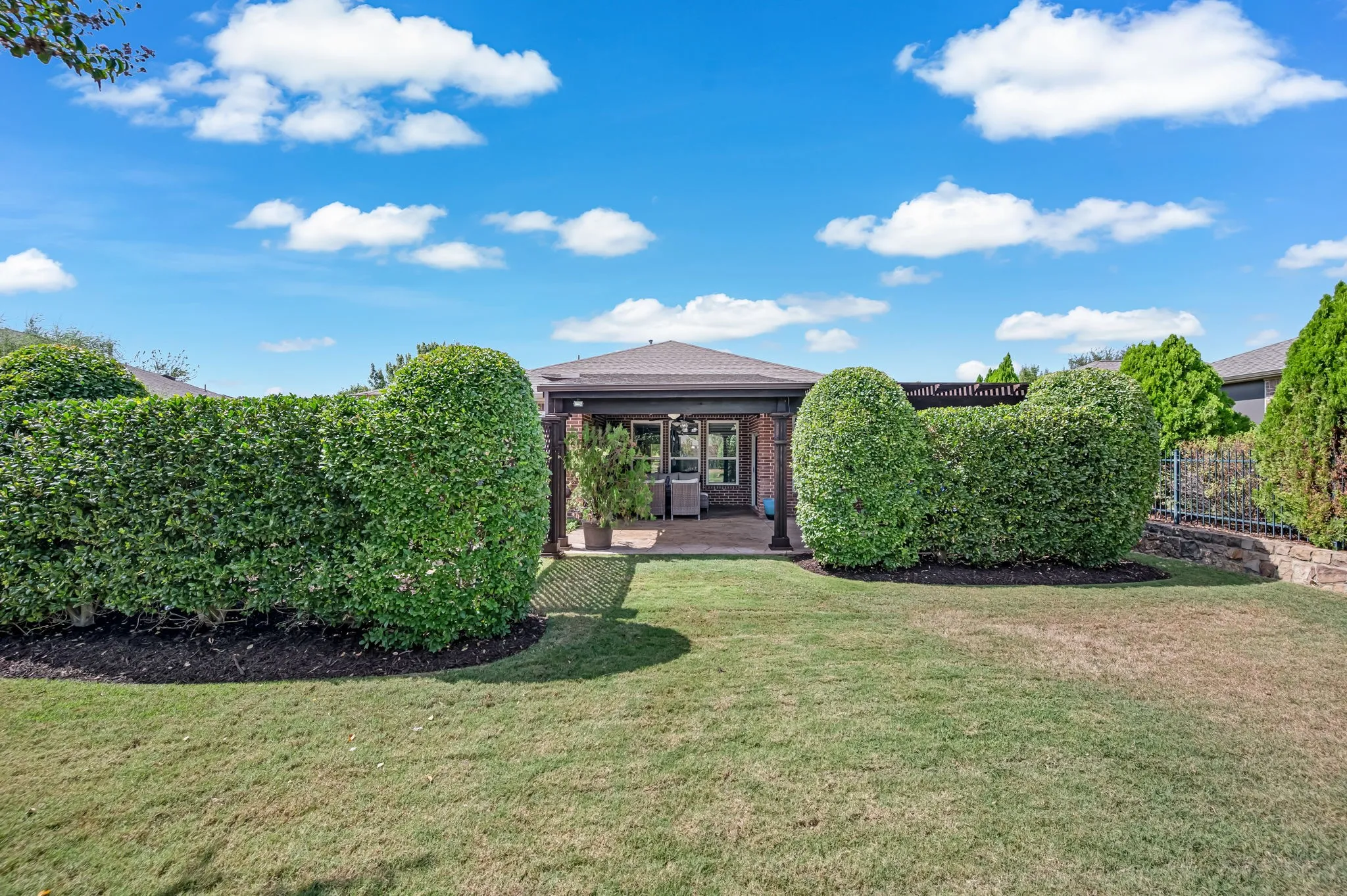Single Family Residence For Sale in Denton County , 6772 Festival Lane, Frisco, Texas 75036, 3 Bedroom, 2 Bathroom, 2 Garage spaces, 1,990 Sqft, built in 2010, mls#21403940, Real Estate Agent in Frisco, Homes For Sale in Denton county, Homes For Sale in Frisco, Realtor in Frisco Texas, Real Estate Brokerage Independent Realty Texas, Luminita Cordes Realtor