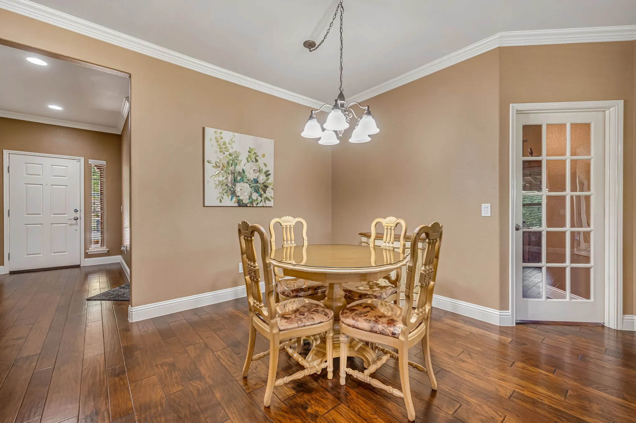 Single Family Residence For Sale in Denton County , 6772 Festival Lane, Frisco, Texas 75036, 3 Bedroom, 2 Bathroom, 2 Garage spaces, 1,990 Sqft, built in 2010, mls#21403940, Real Estate Agent in Frisco, Homes For Sale in Denton county, Homes For Sale in Frisco, Realtor in Frisco Texas, Real Estate Brokerage Independent Realty Texas, Luminita Cordes Realtor