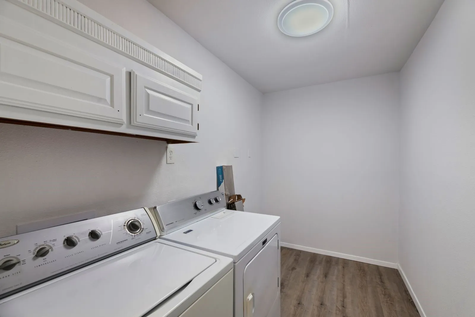 Single Family Residence For Rent in Dallas County , 11324 Prelude Drive, Dallas, Texas 75238, 3 Bedroom, 2 Bathroom, Garage spaces, 1,344 Sqft, built in 1961, mls#21405846, Real Estate Agent in Dallas, Homes For Rent in Dallas county, Homes For Rent in Dallas, Realtor in Dallas Texas, Real Estate Brokerage Independent Realty Texas, Luminita Cordes Realtor