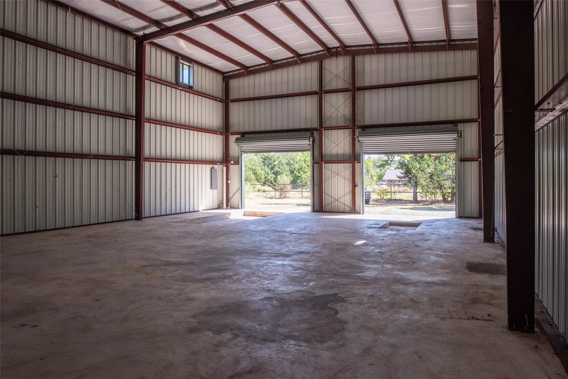 Improved Land For Sale in Collin County , 440 Holly Lane, Lucas, Texas 75002, 0, 0, Garage spaces, 0 Sqft, built in 1981, mls#21405844, Real Estate Agent in Lucas, Homes For Sale in Collin county, Homes For Sale in Lucas, Realtor in Lucas Texas, Real Estate Brokerage Independent Realty Texas, Luminita Cordes Realtor