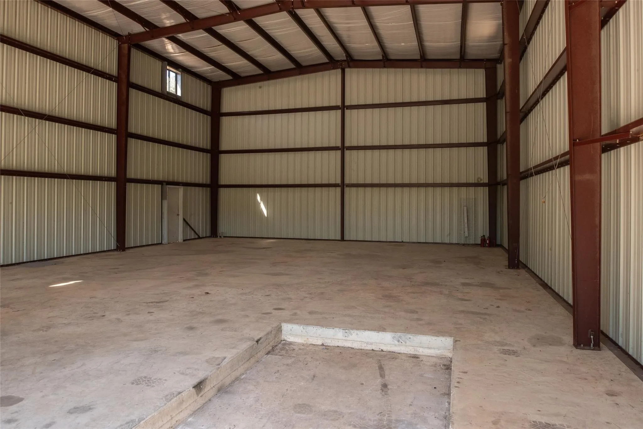 Improved Land For Sale in Collin County , 440 Holly Lane, Lucas, Texas 75002, 0, 0, Garage spaces, 0 Sqft, built in 1981, mls#21405844, Real Estate Agent in Lucas, Homes For Sale in Collin county, Homes For Sale in Lucas, Realtor in Lucas Texas, Real Estate Brokerage Independent Realty Texas, Luminita Cordes Realtor